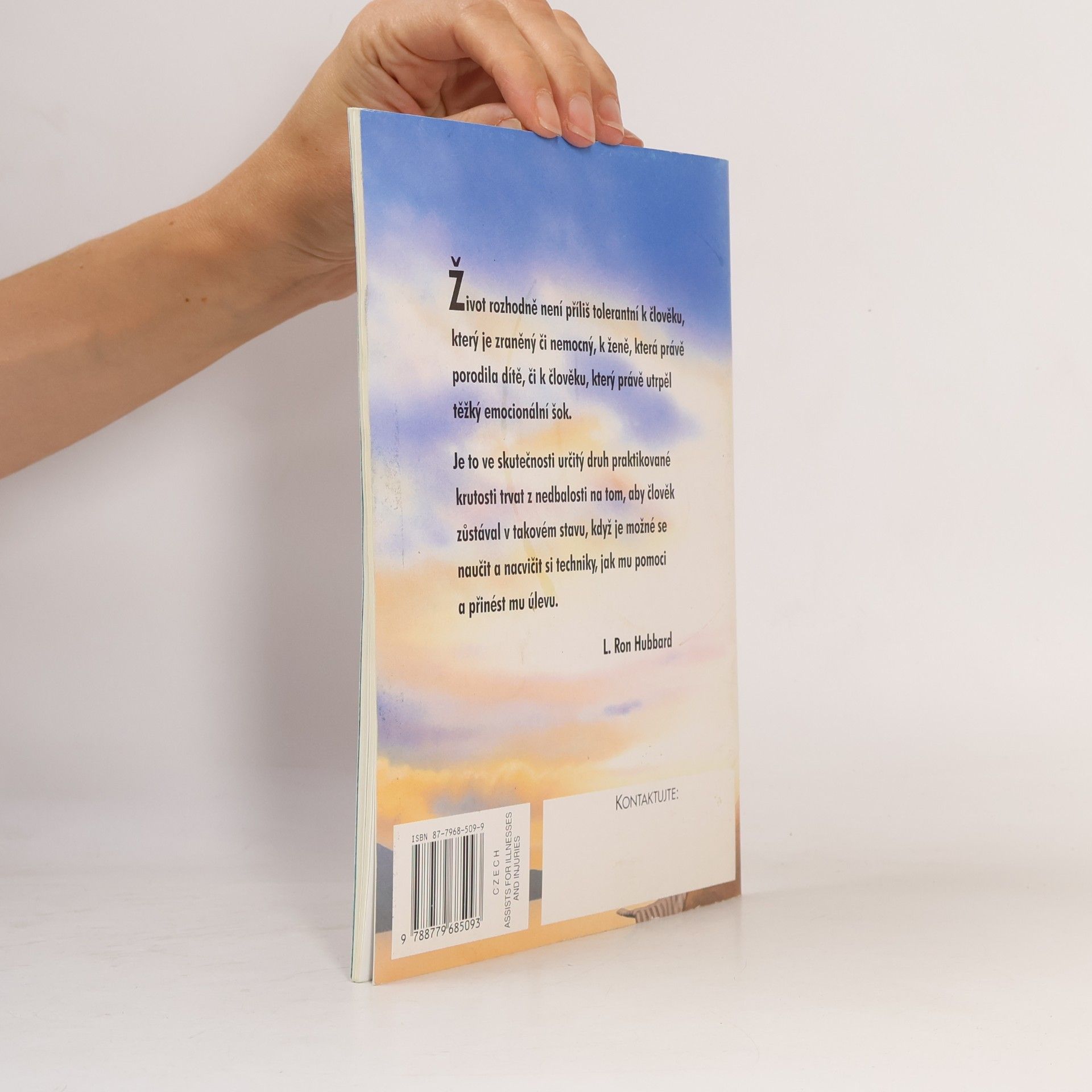 Various authors Pomoc při nemocech a zraněních