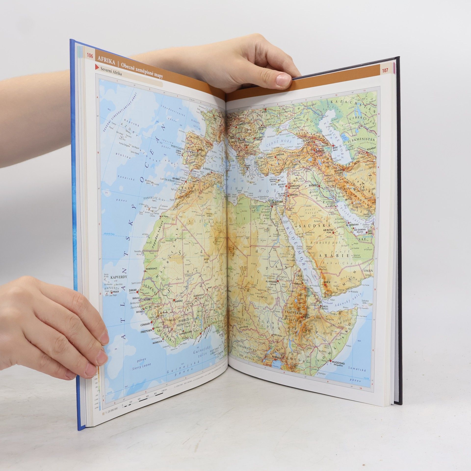 Auteurscollectief Školní atlas světa