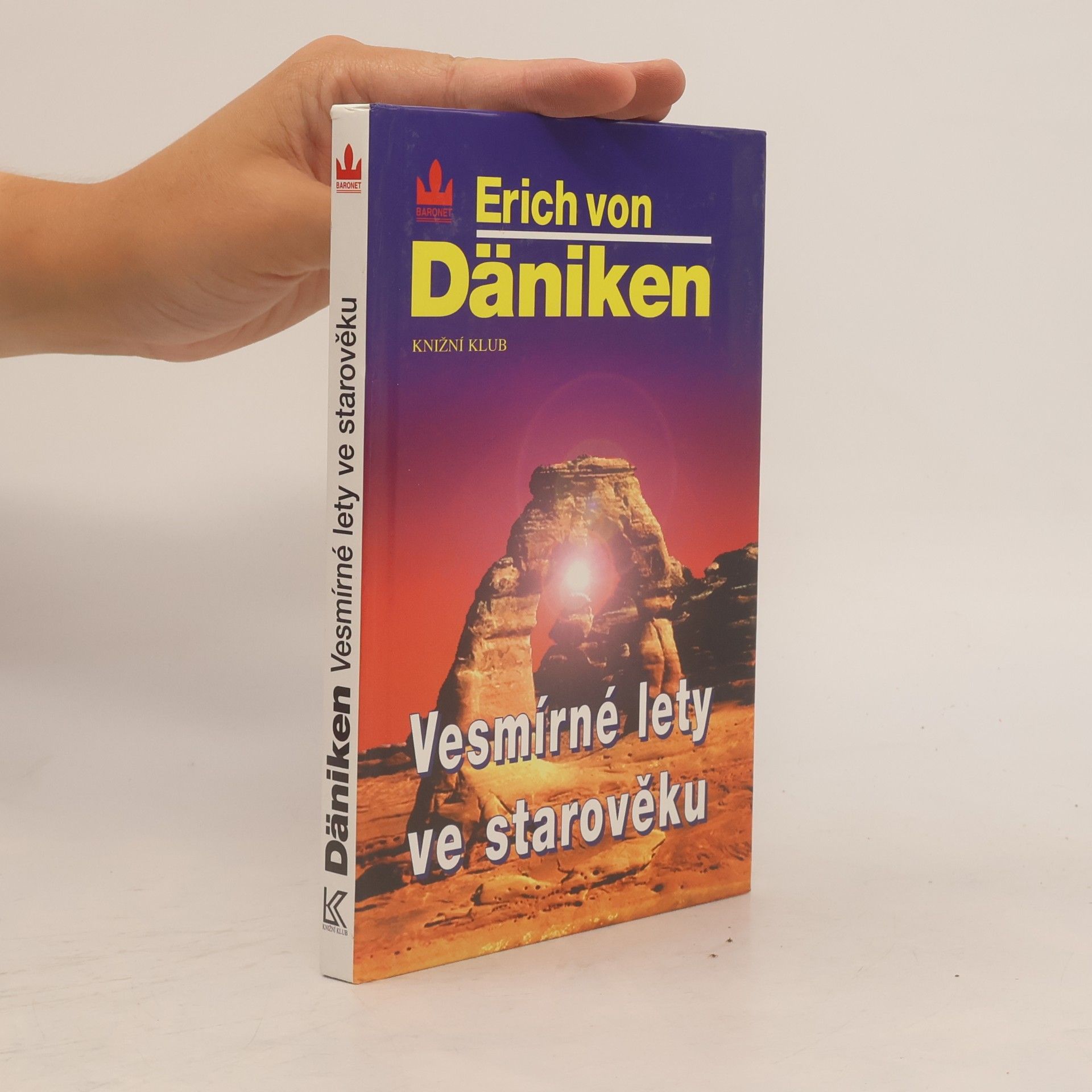 Erich von Däniken Vesmírné lety ve starověku