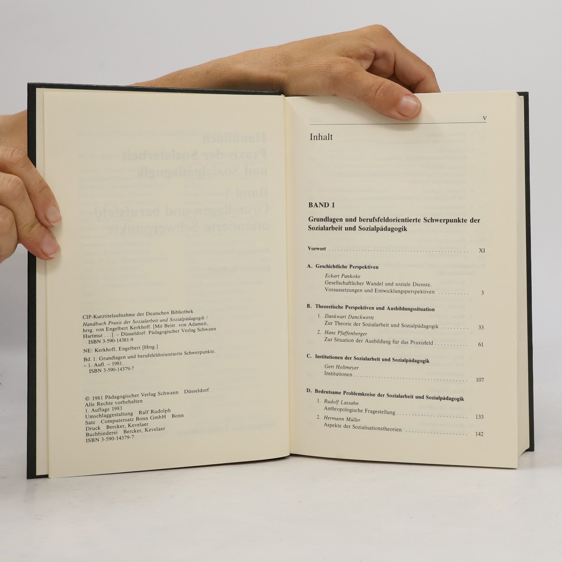 Engelbert Kerkhoff Schwann Handbuch - 1: Handbuch Praxis der Sozialarbeit und Sozialpädagogik