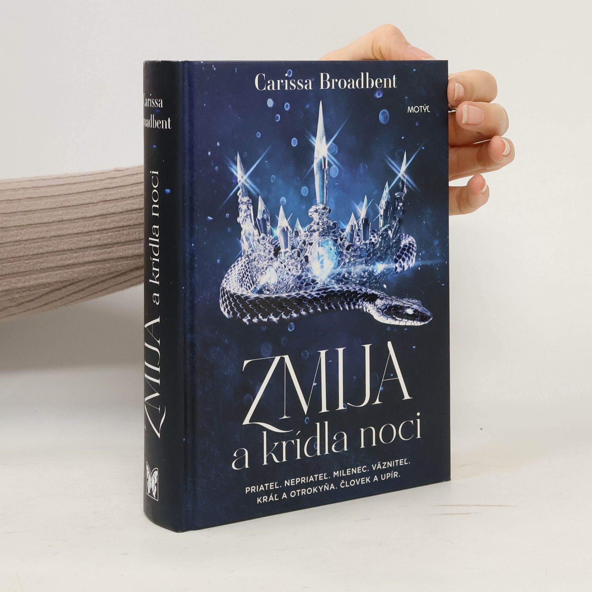Carissa Broadbent Zmija a krídla noci