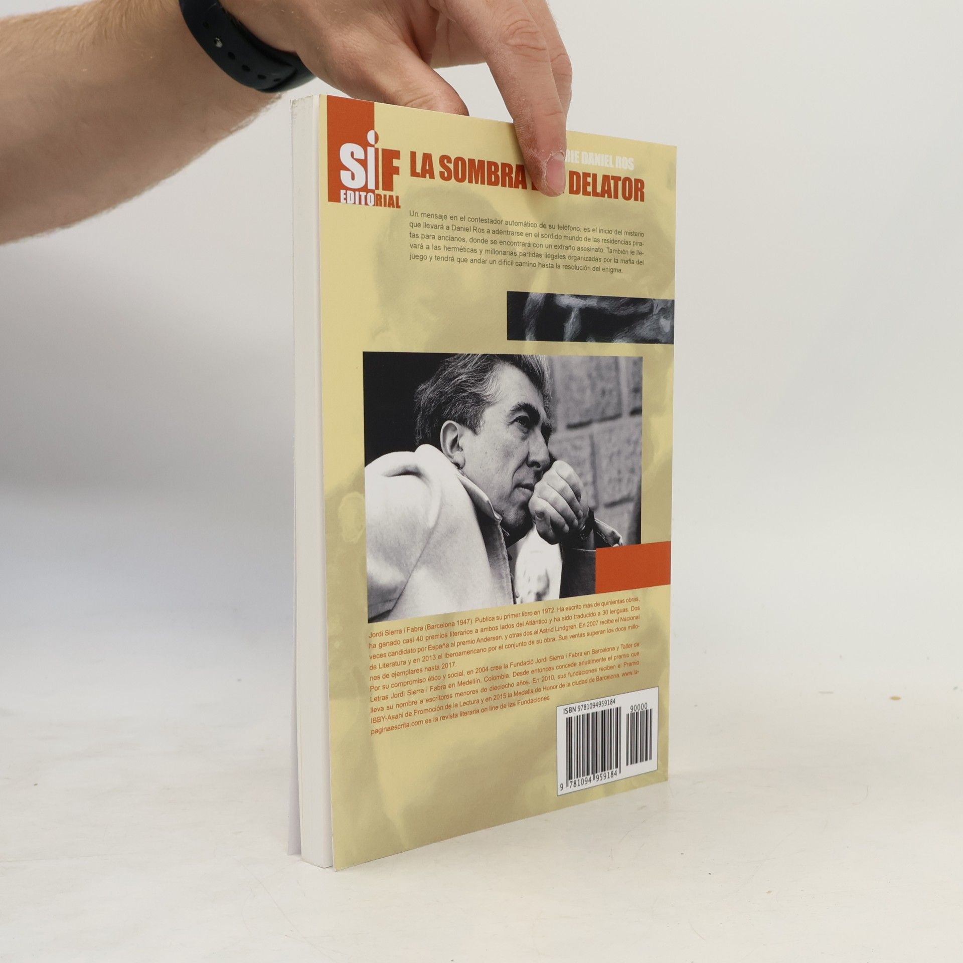 Jordi Sierra i Fabra Serie Daniel Ros - 4: La sombra del delator
