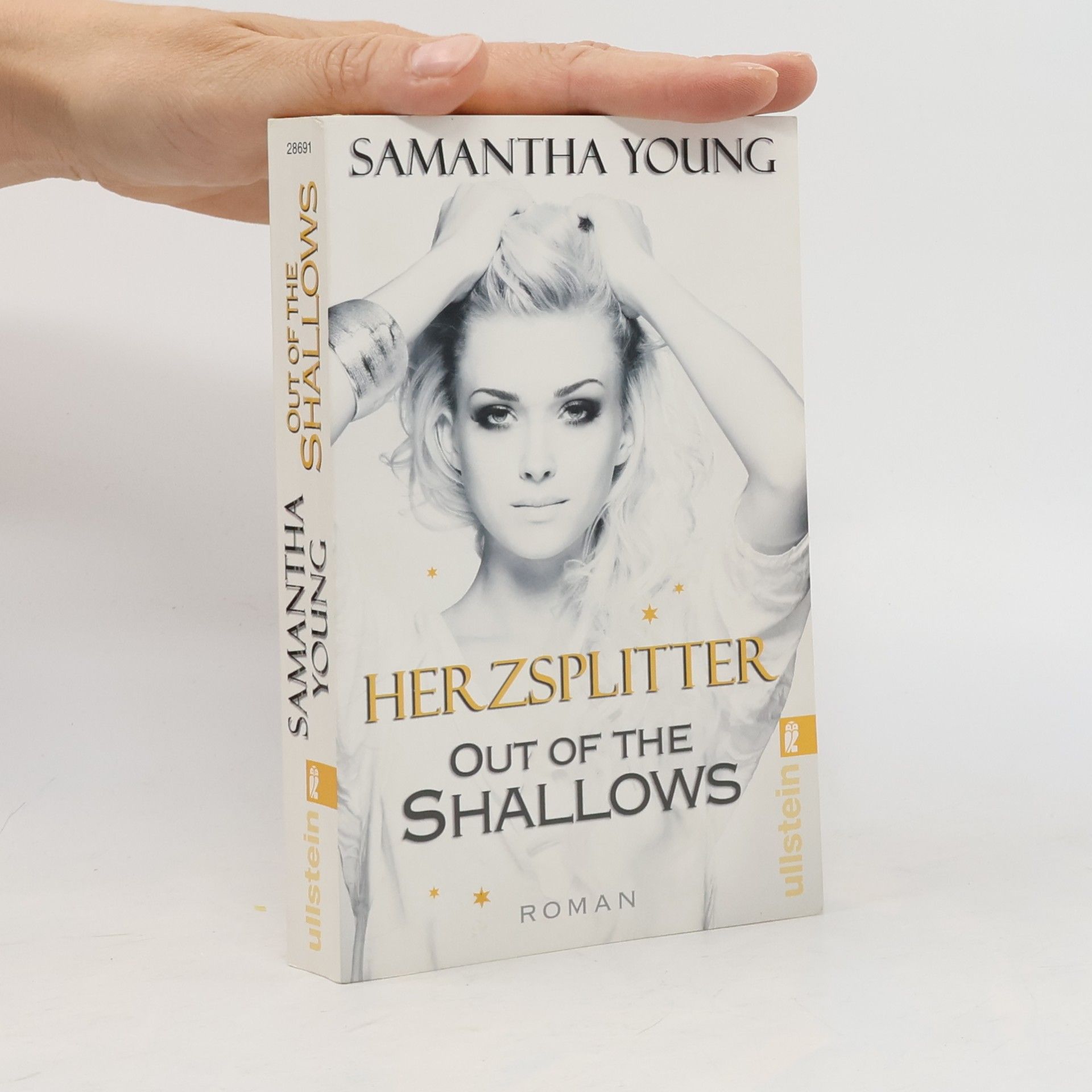 Samantha Young Out of the shallows