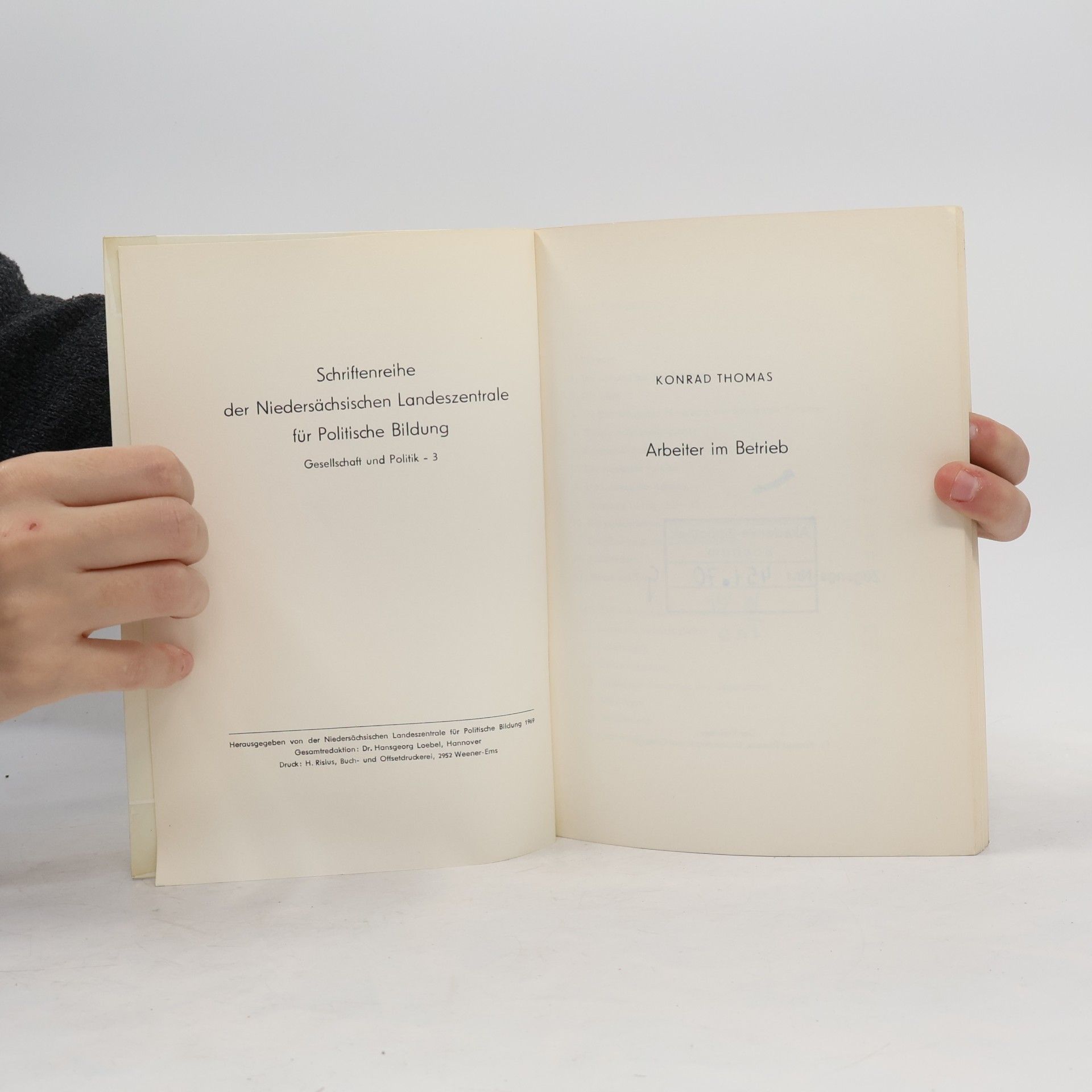 Konrad Thomas Arbeiter im Betrieb