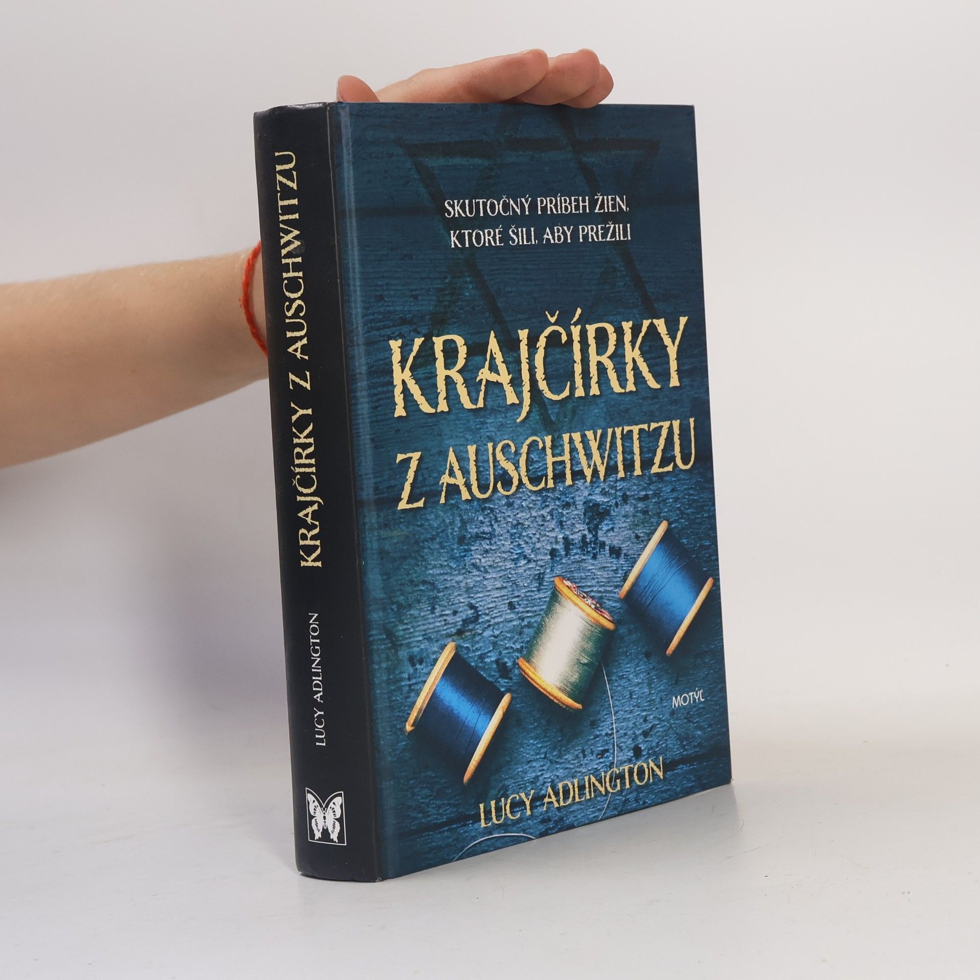 Lucy Adlington Krajčírky z Auschwitzu