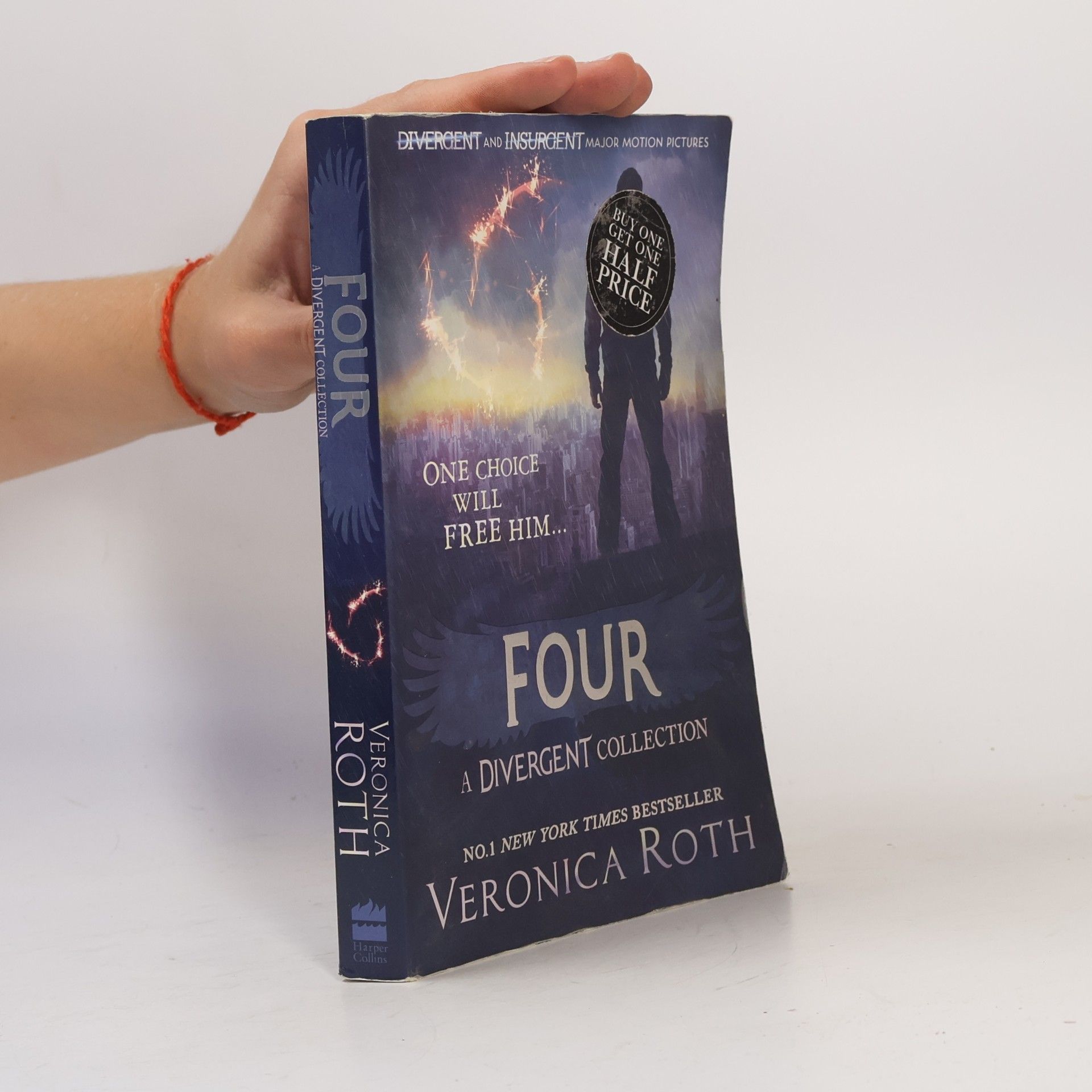 Veronica Roth Four. A Divergent Collection