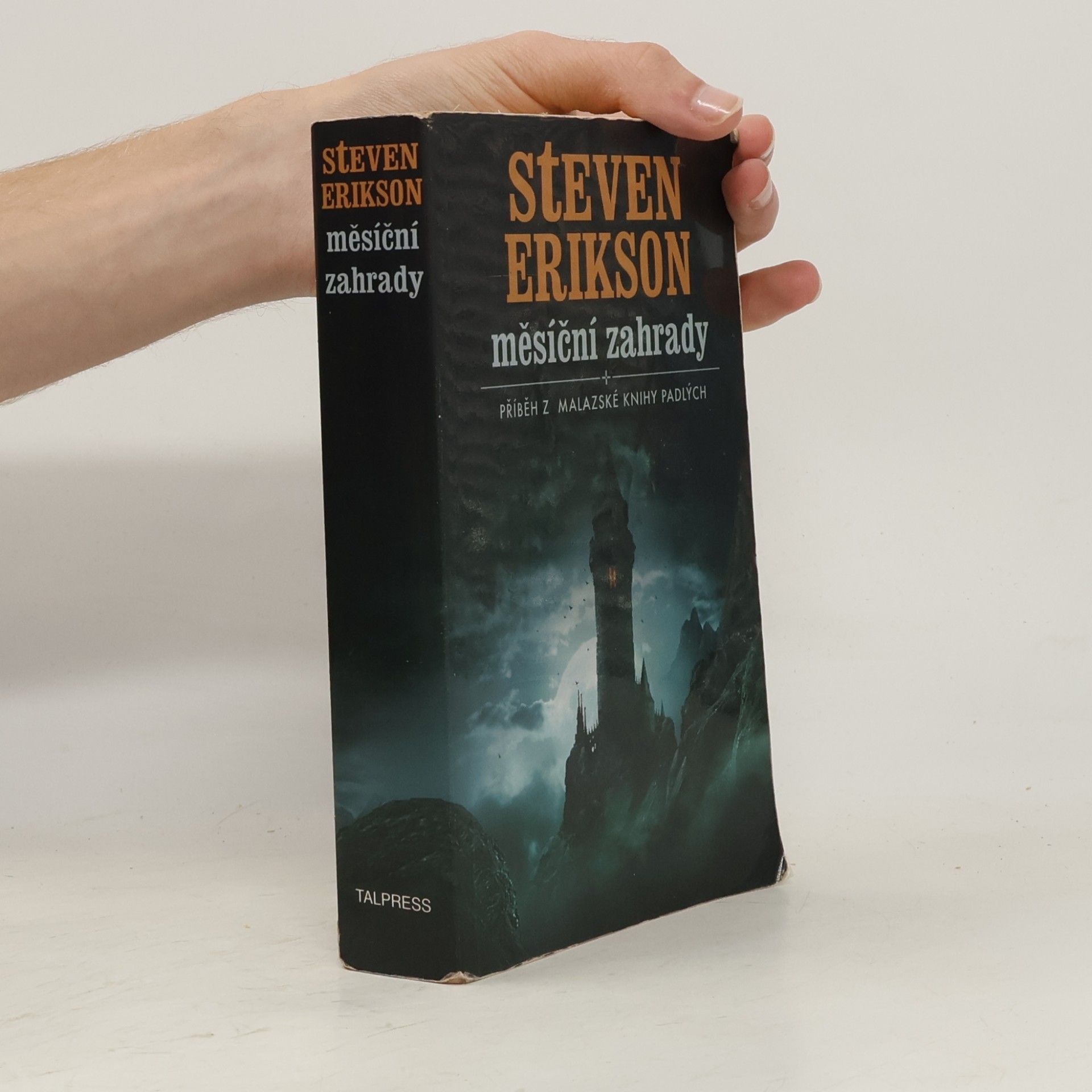 Steven Erikson Měsíční zahrady