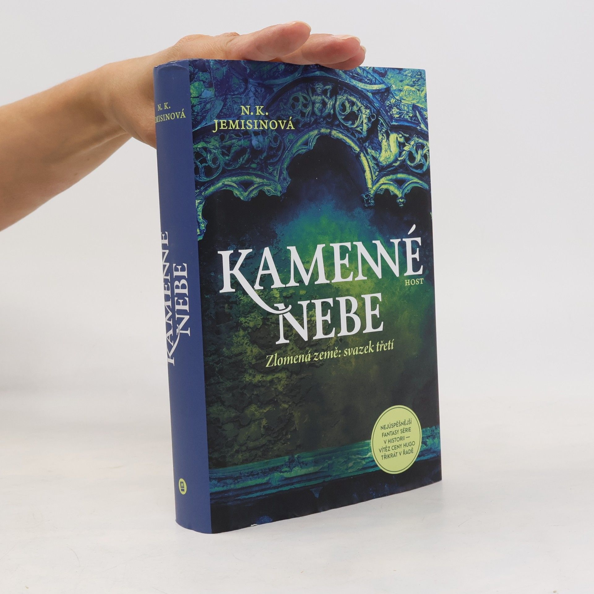 N. K. Jemisin Zlomená země. Svazek třetí, Kamenné nebe
