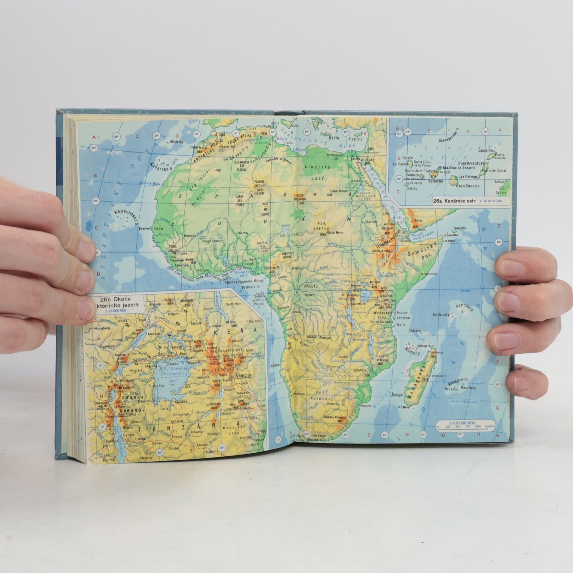 Autores varios Vreckový atlas sveta