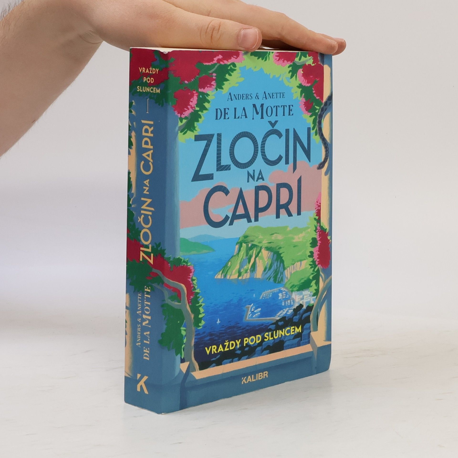 Anette De la Motte Vraždy pod sluncem 1: Zločin na Capri