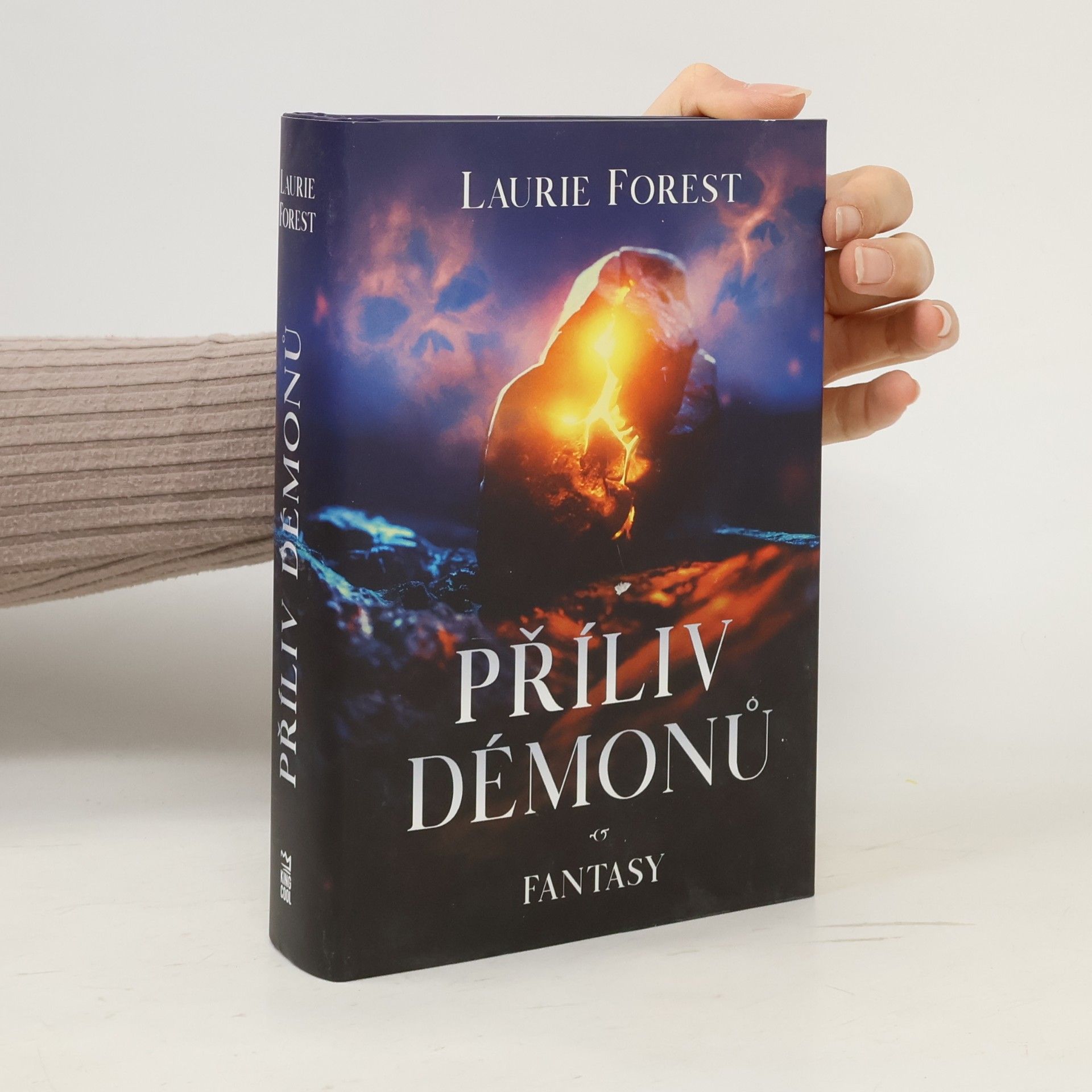 Laurie Forest Příliv démonů
