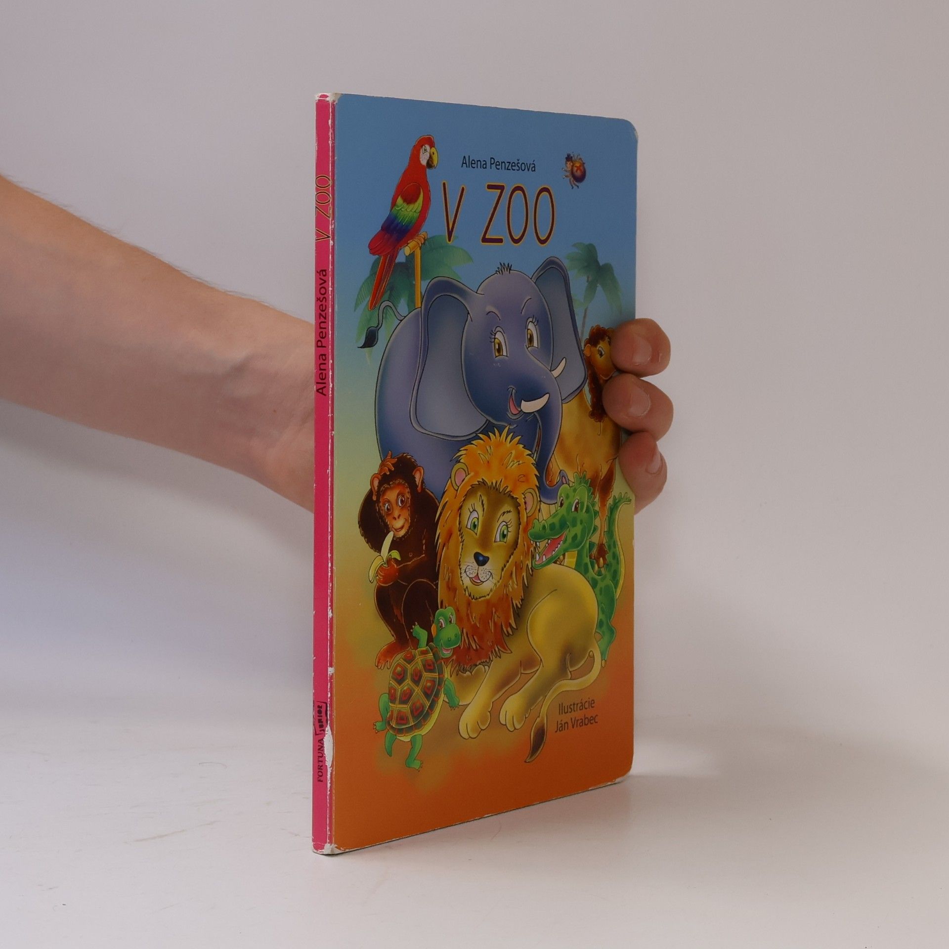 Alena Penzešová V zoo