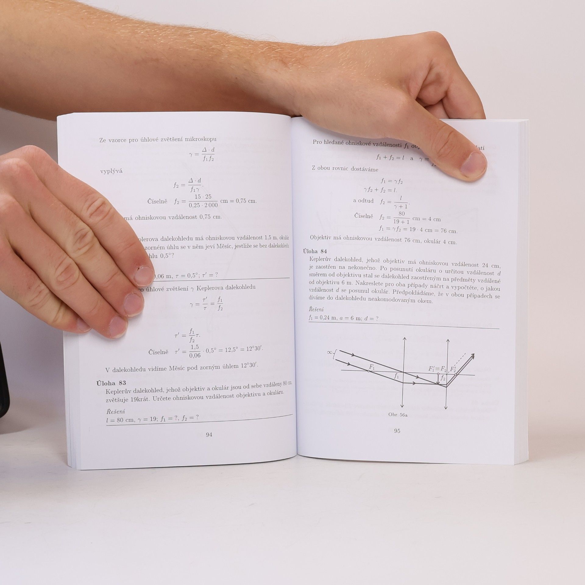 Karel Bartuška Sbírka řešených úloh z fyziky pro střední školy. 4. díl. Optika, fyzika mikrosvěta, speciální teorie relativity, astrofyzika