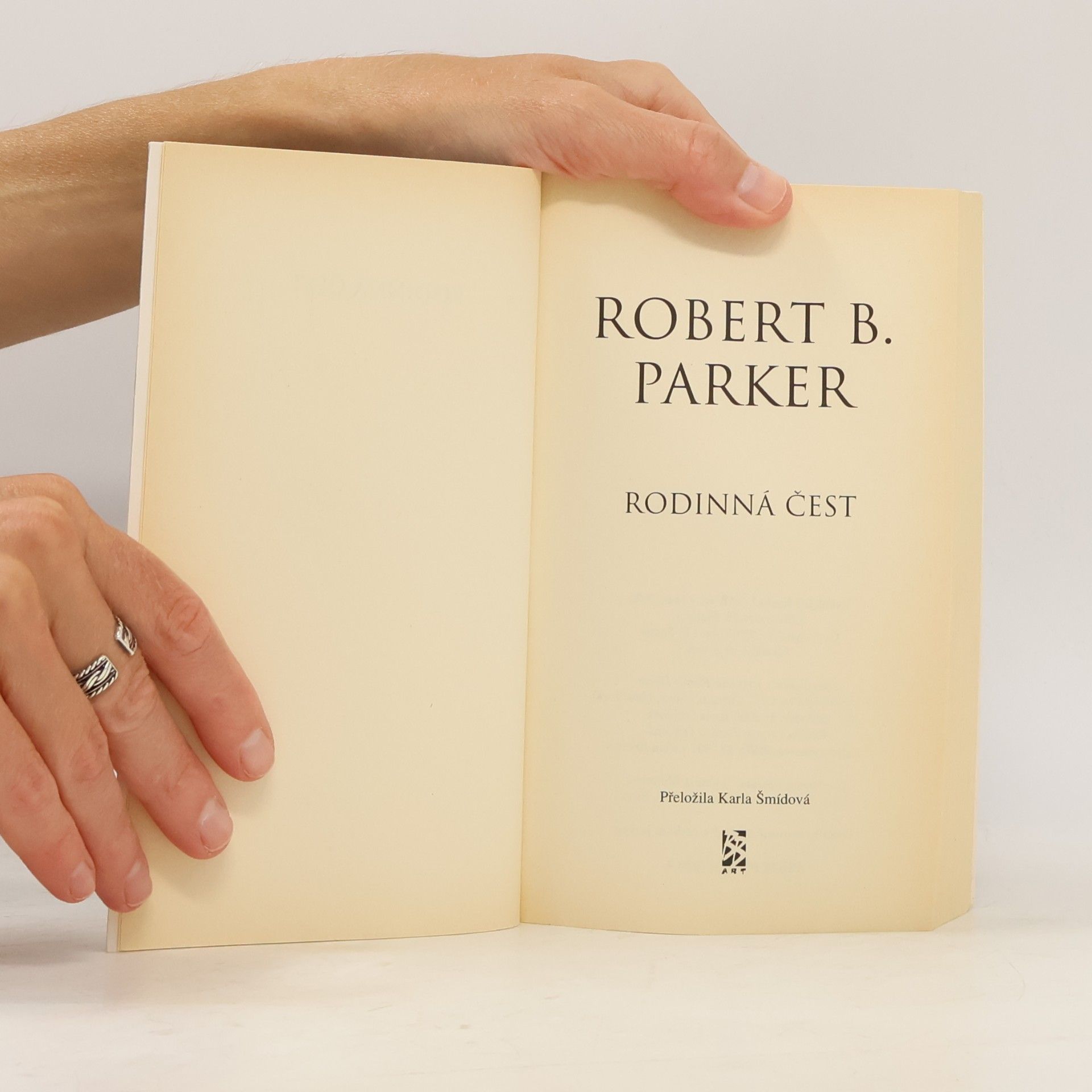 Robert B. Parker Rodinná čest