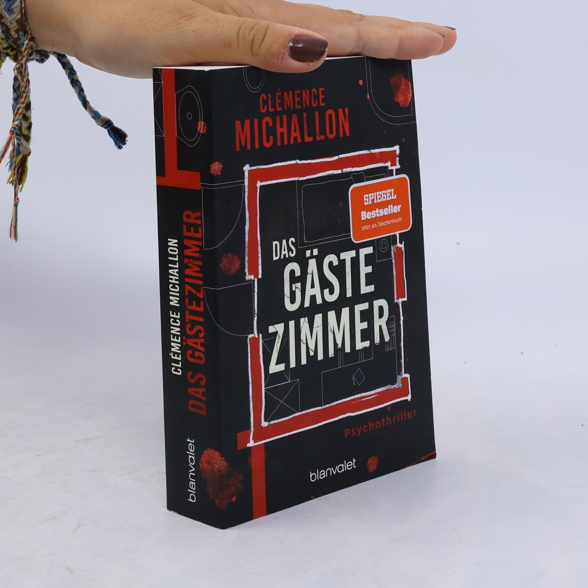 Das Gästezimmer: Psychothriller - "Ein meisterhaft konzipierter Psychothriller ... mit einem nervenaufreibenden Finale." The New York Times