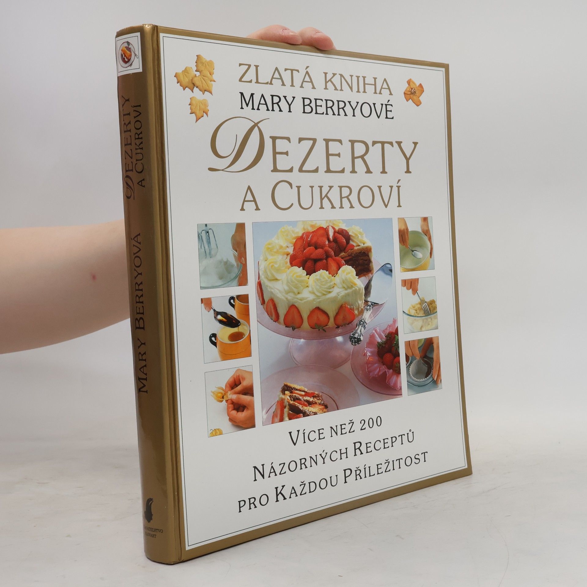 Mary Berry Dezerty a cukroví