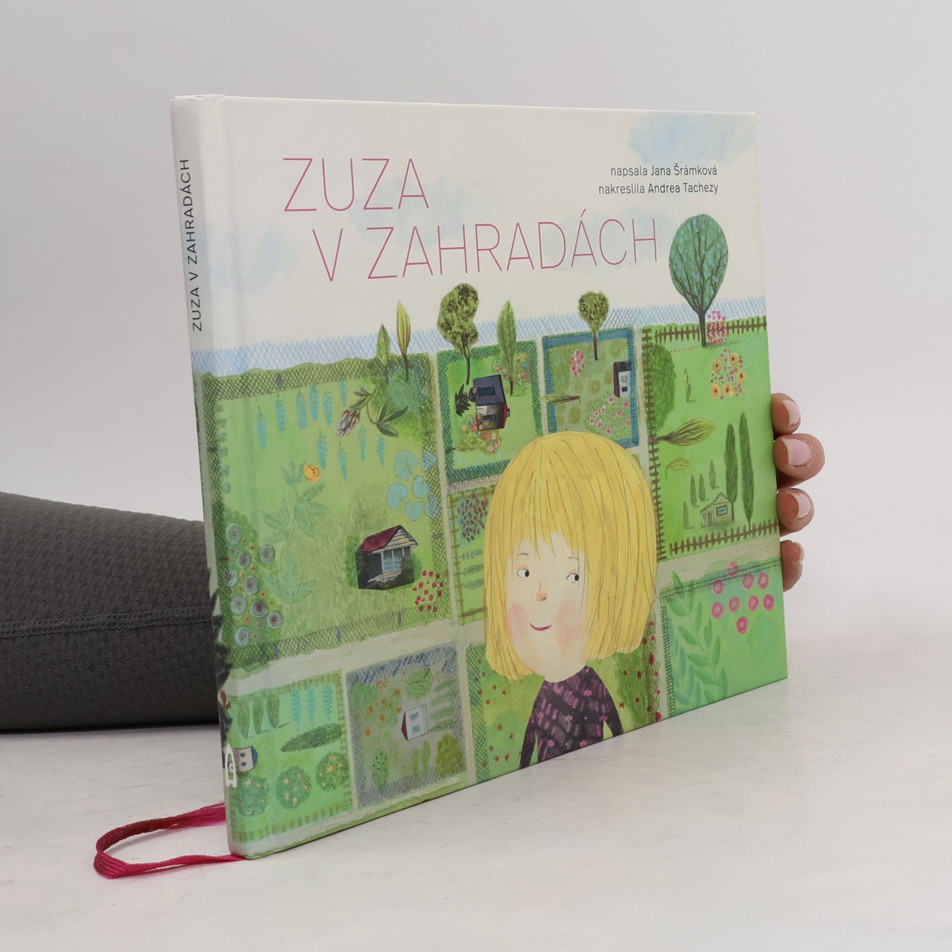 Jana Šrámková Zuza v zahradách