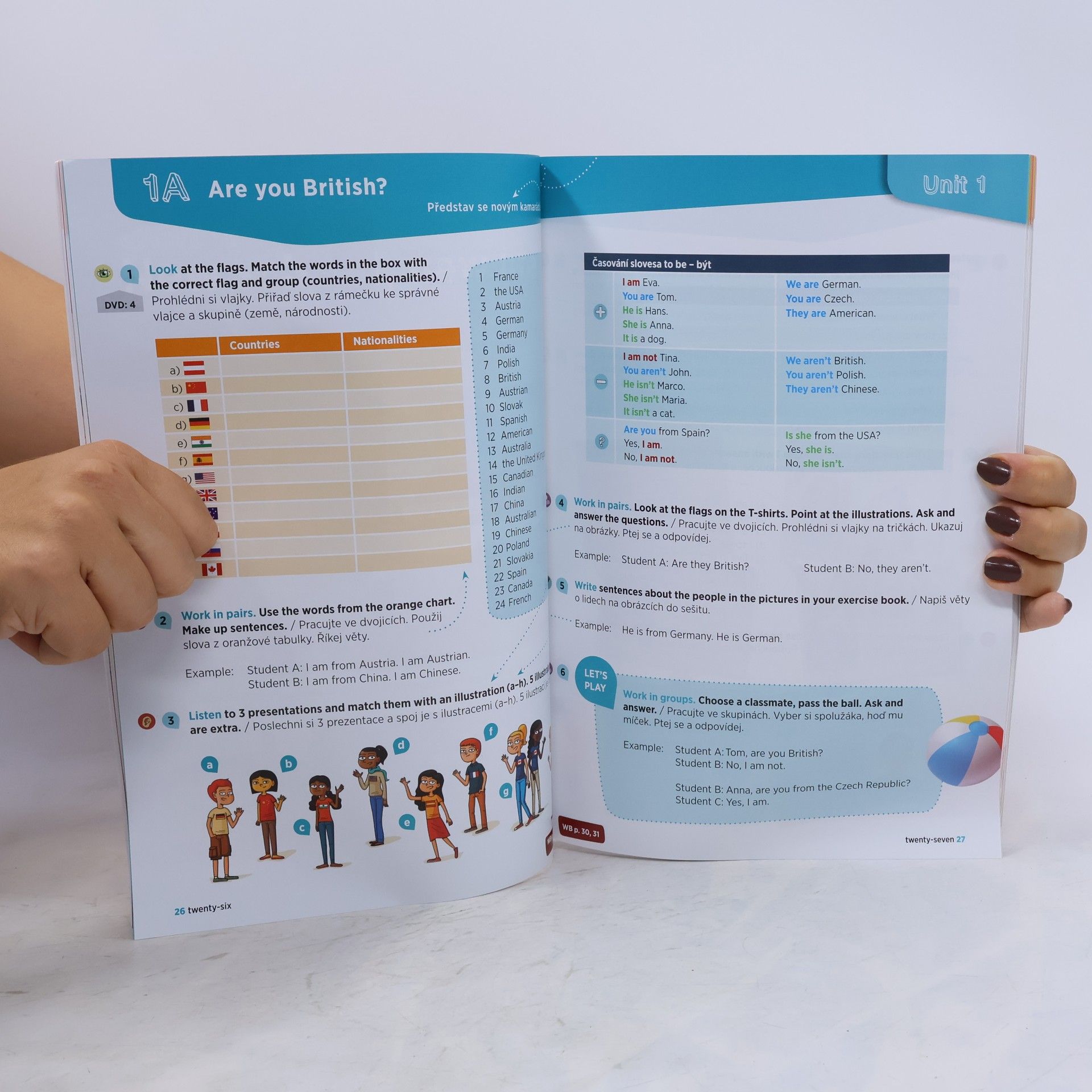 Autores varios Bloggers 1. Connected with the World of English
