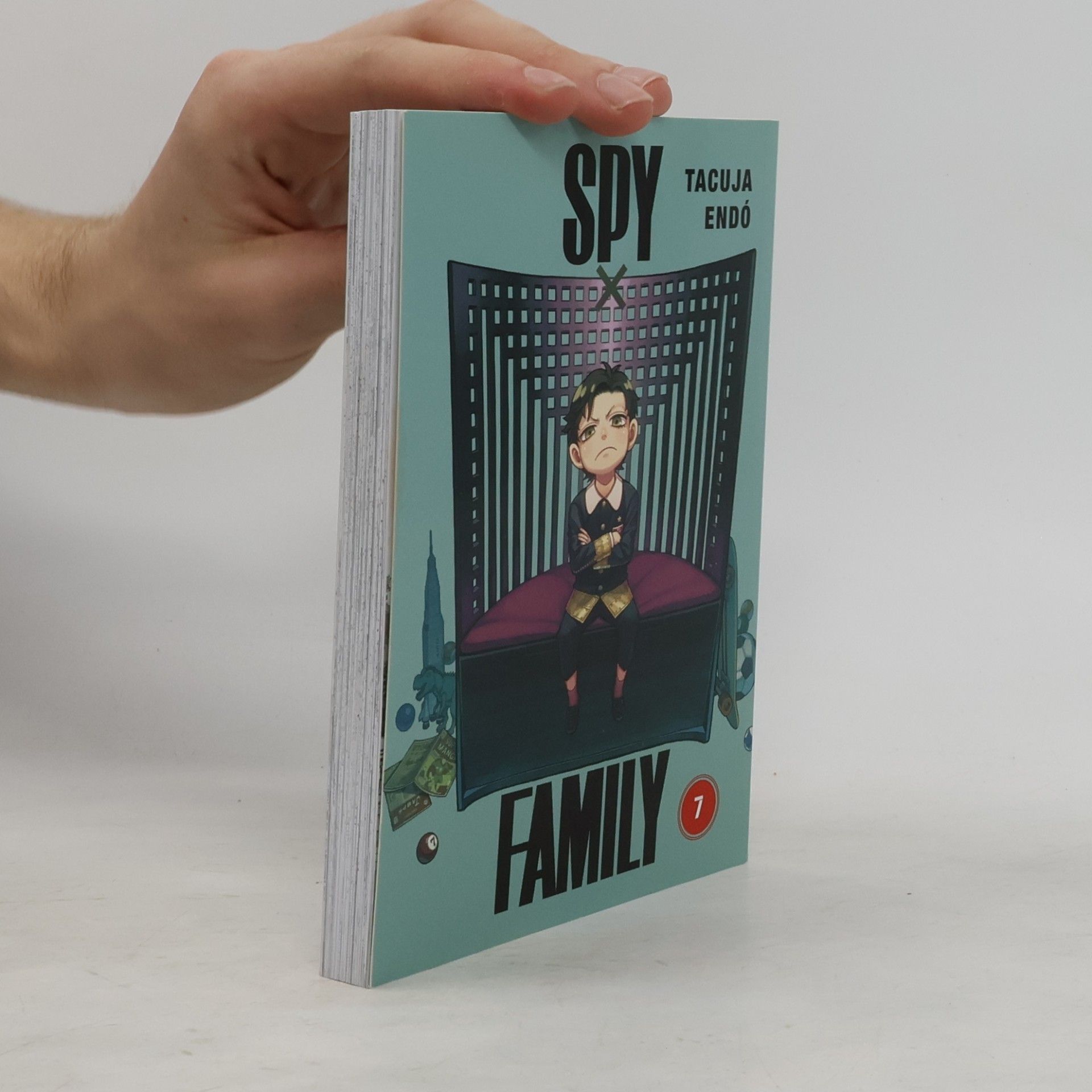 Tacuja Endó Spy x family: 7