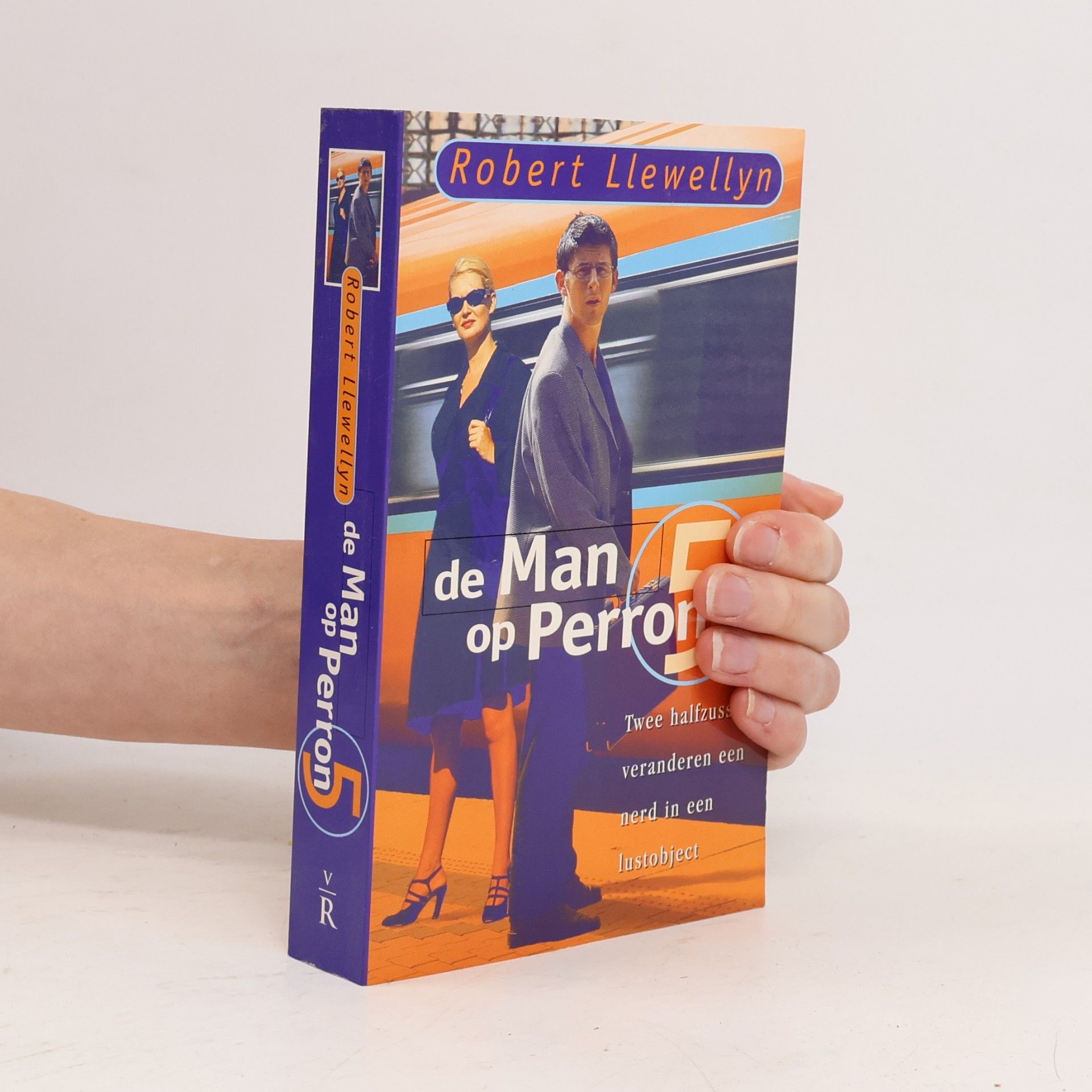 Llewellyn Robert De man op perron 5