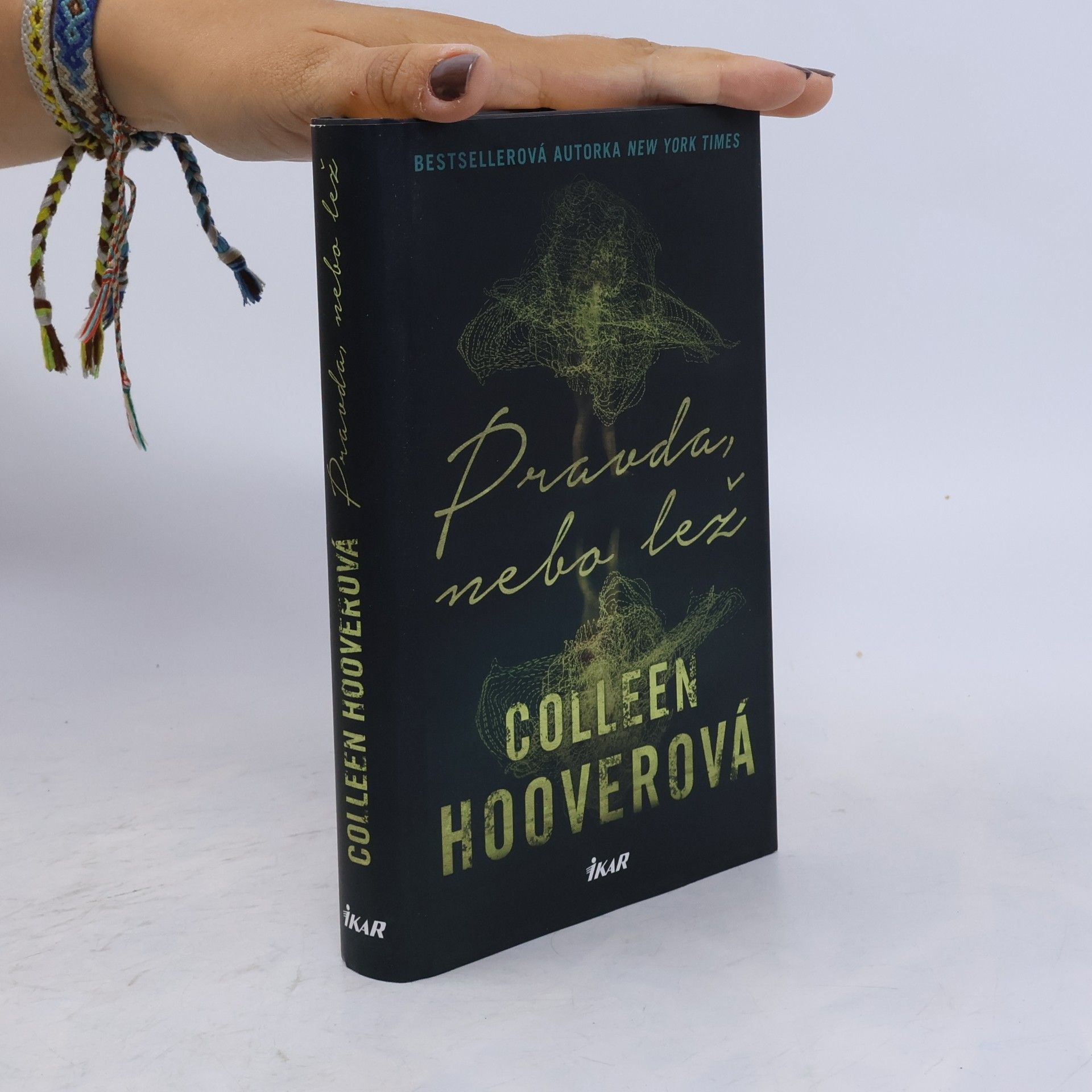 Colleen Hoover Pravda nebo lež