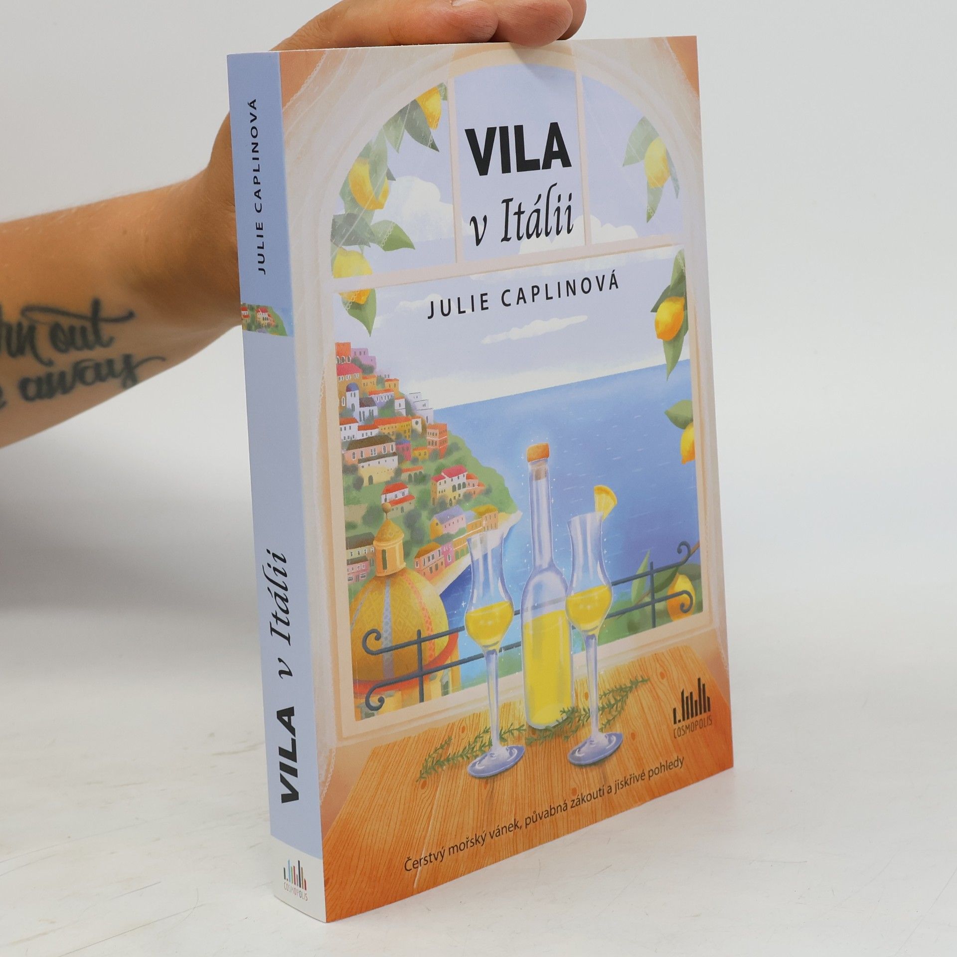 Julie Caplinová Vila v Itálii