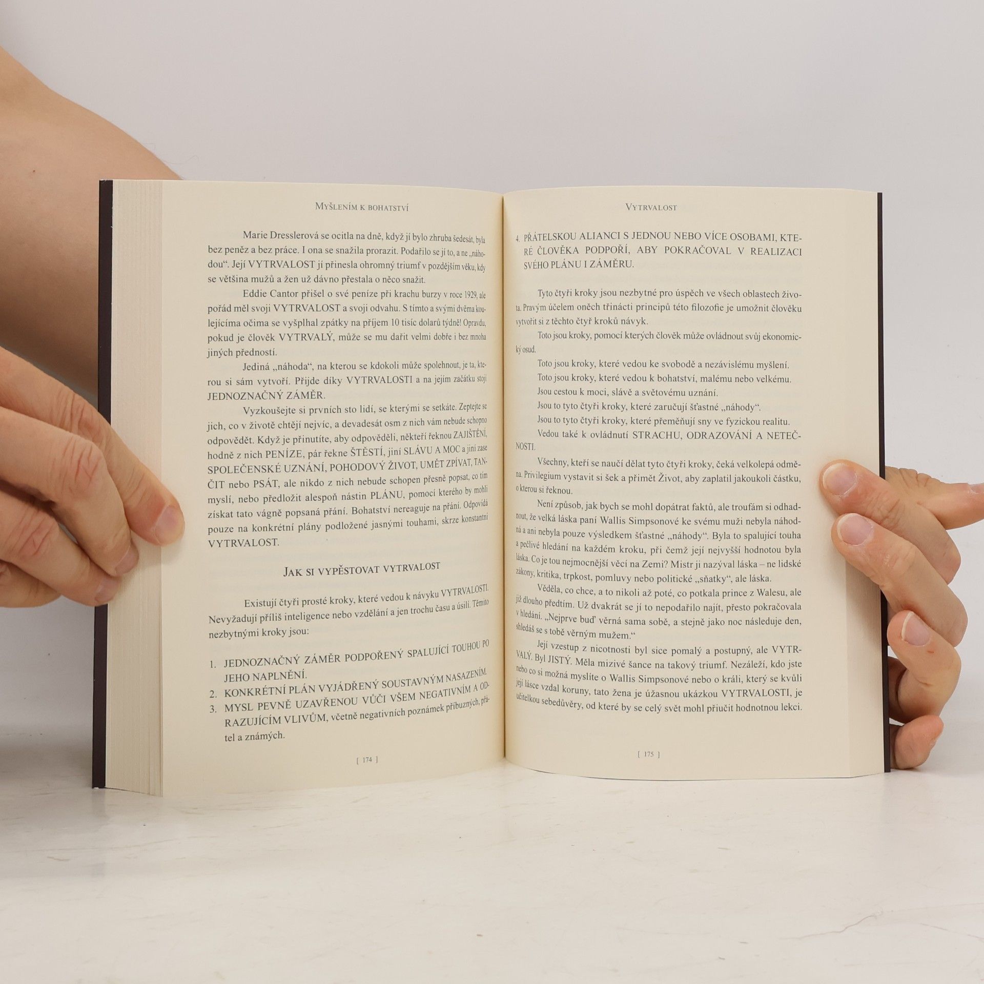 Napoleon Hill Myšlením k bohatství