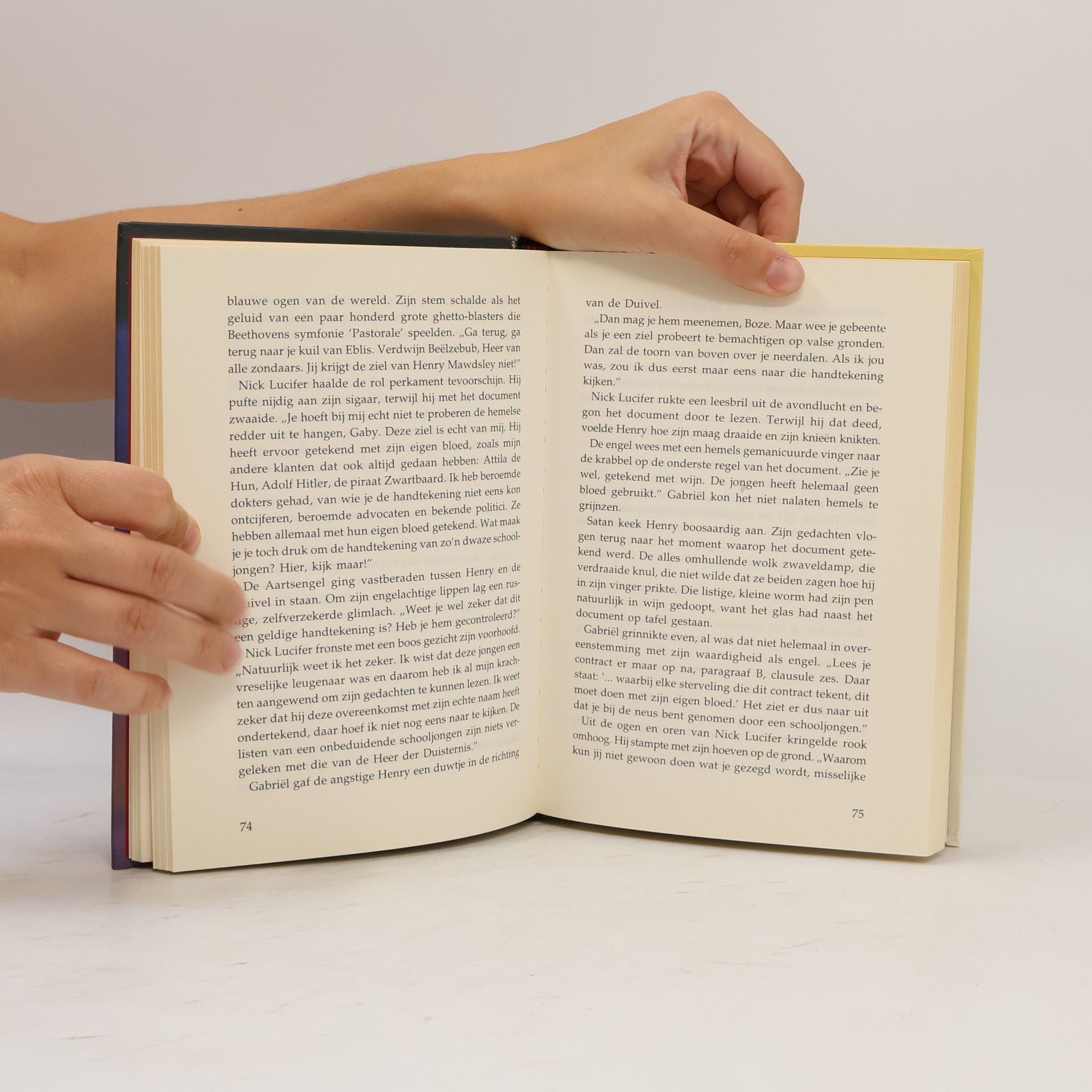 Brian Jacques Om middernacht gaat het spoken