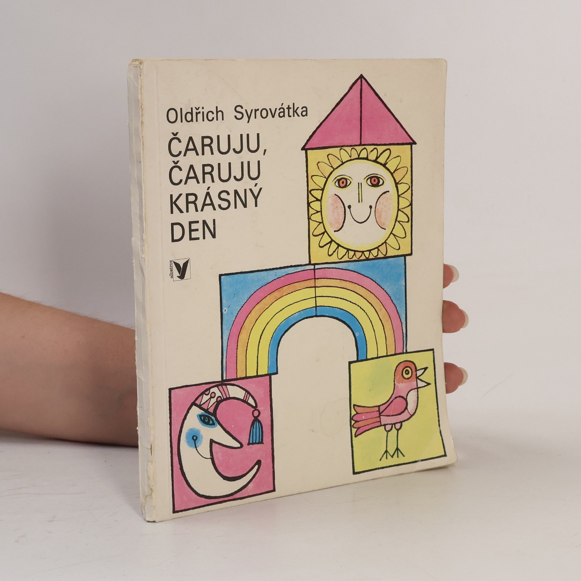 Čaruju, čaruju krásný den