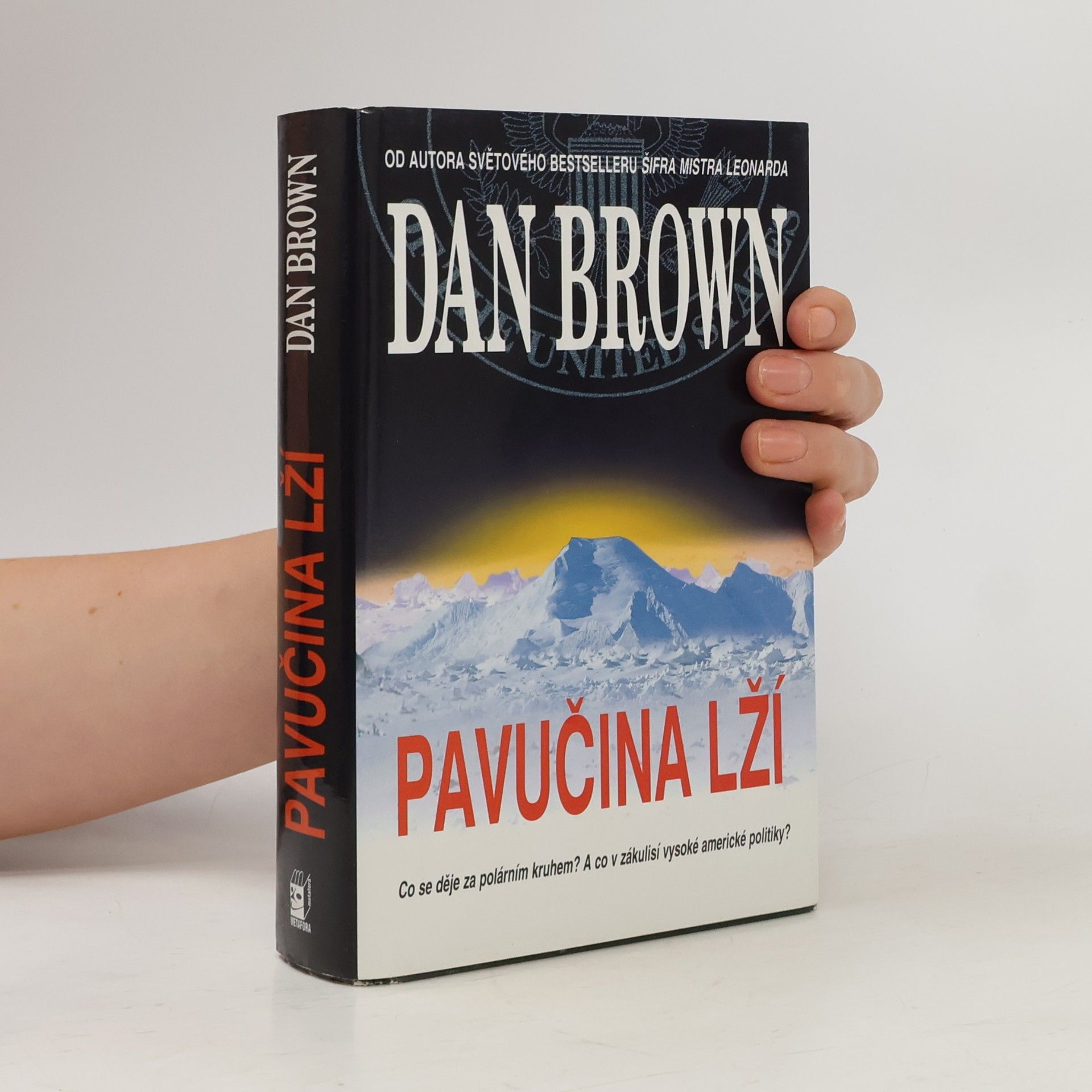 Pavučina lží