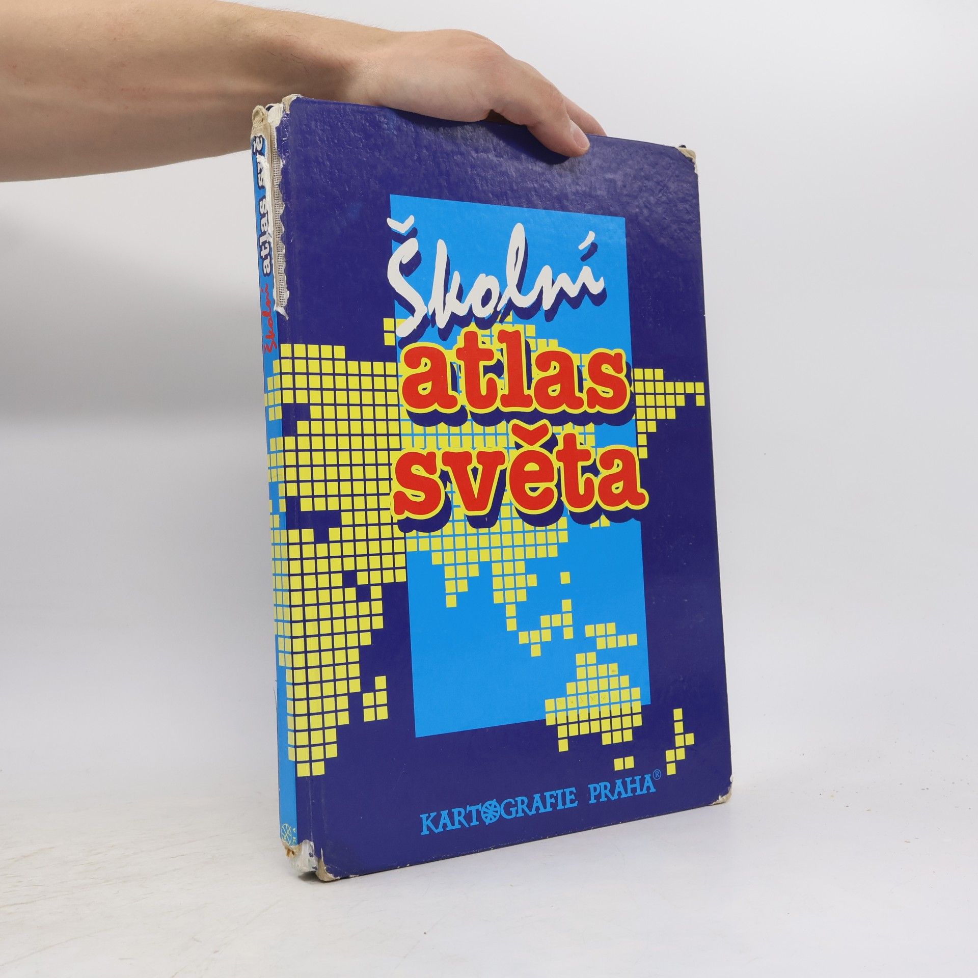 Autorenkollektiv Školní atlas světa