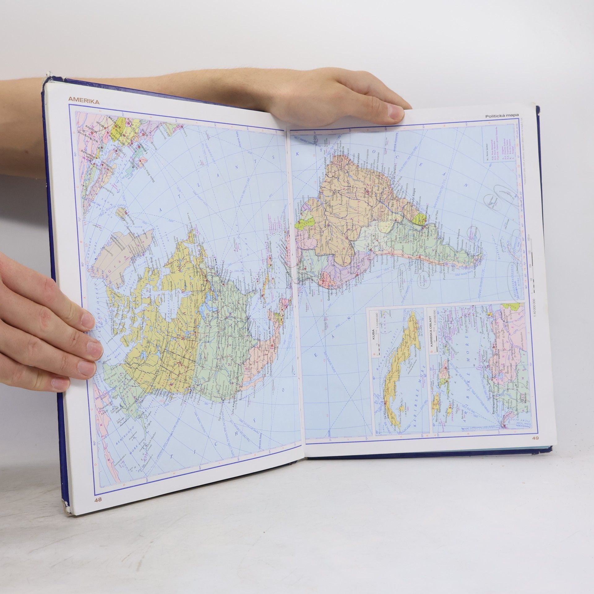 Autorenkollektiv Školní atlas světa