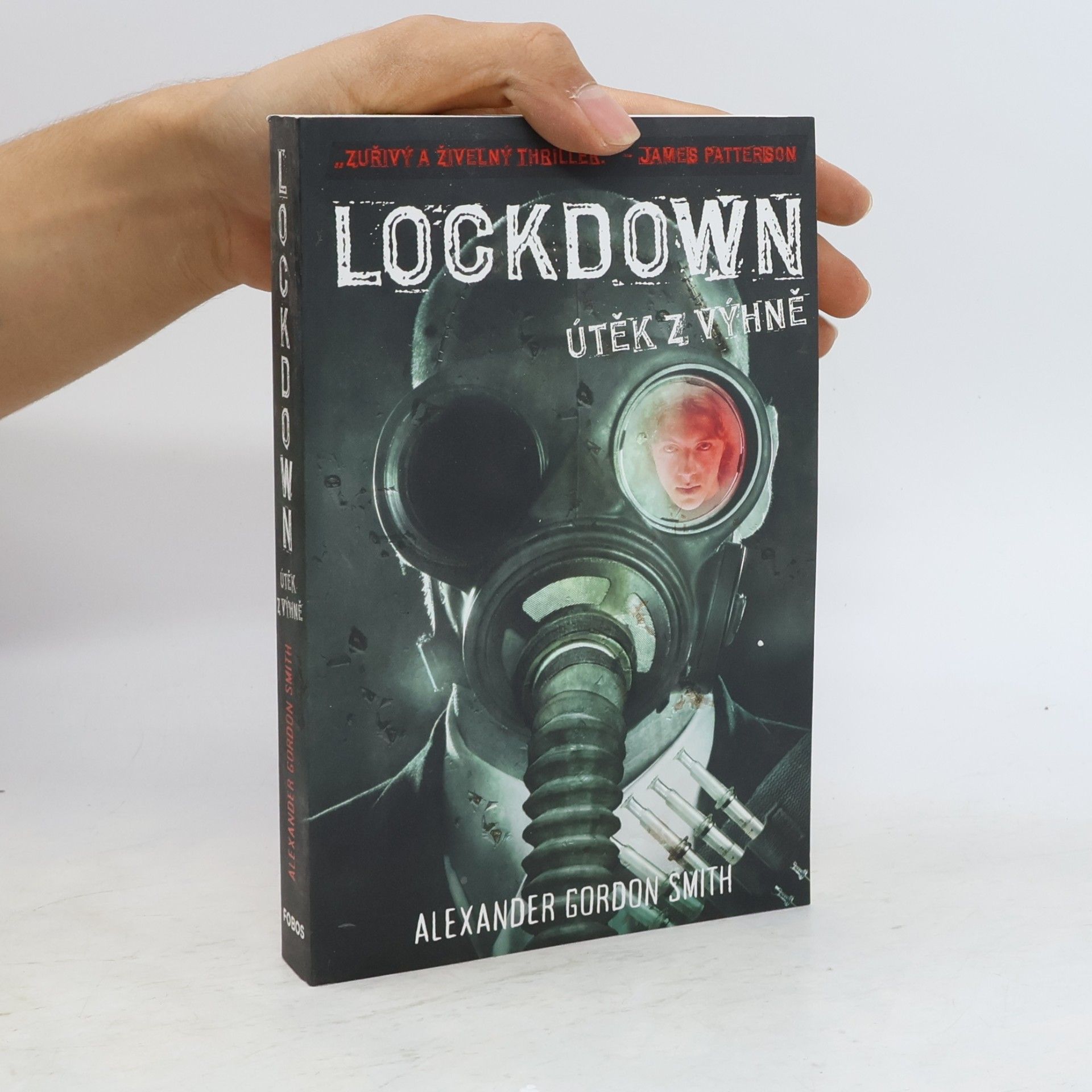 Alexander Gordon Smith Lockdown