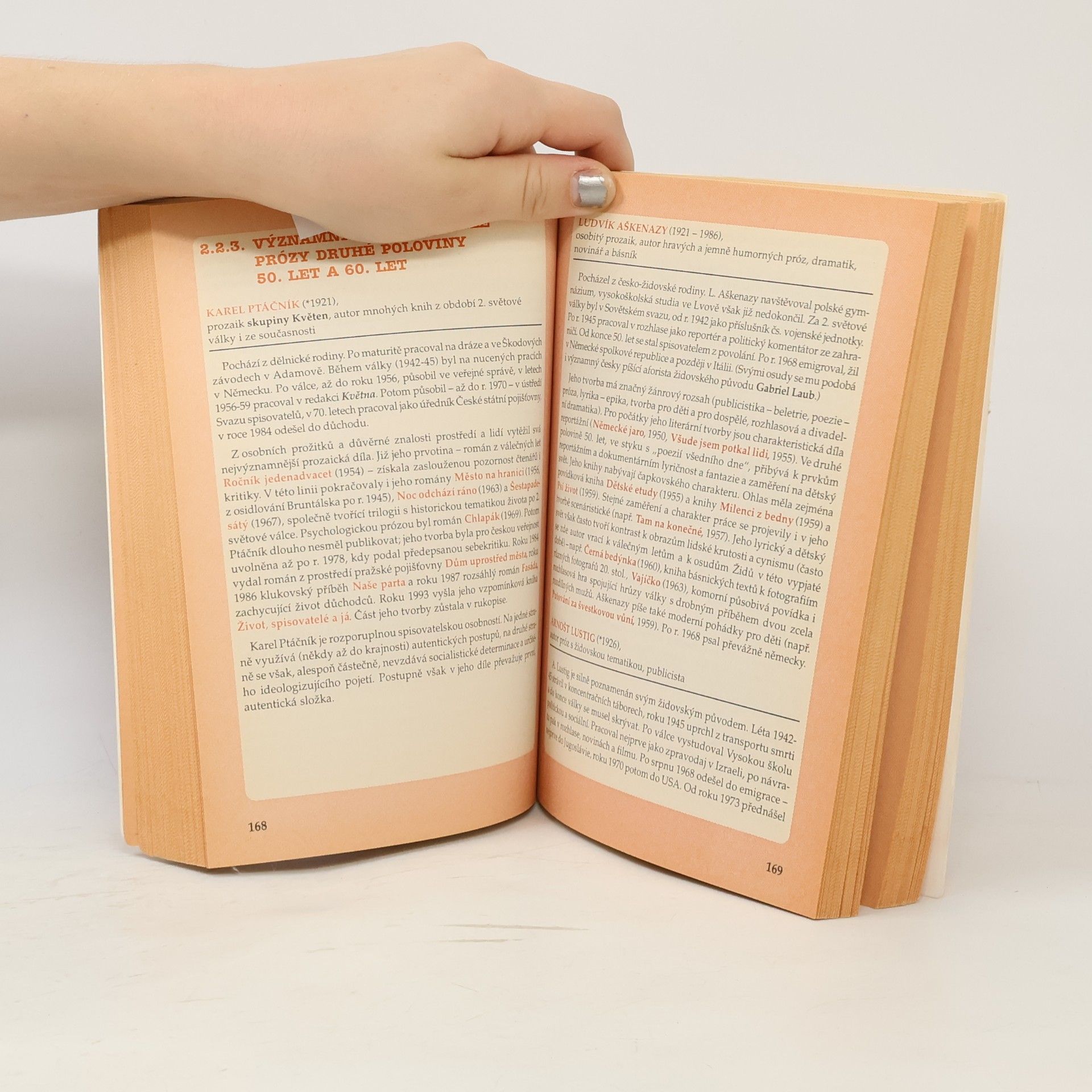 Věra Martinková Literatura 4: česká a světová literatura 1945-2005