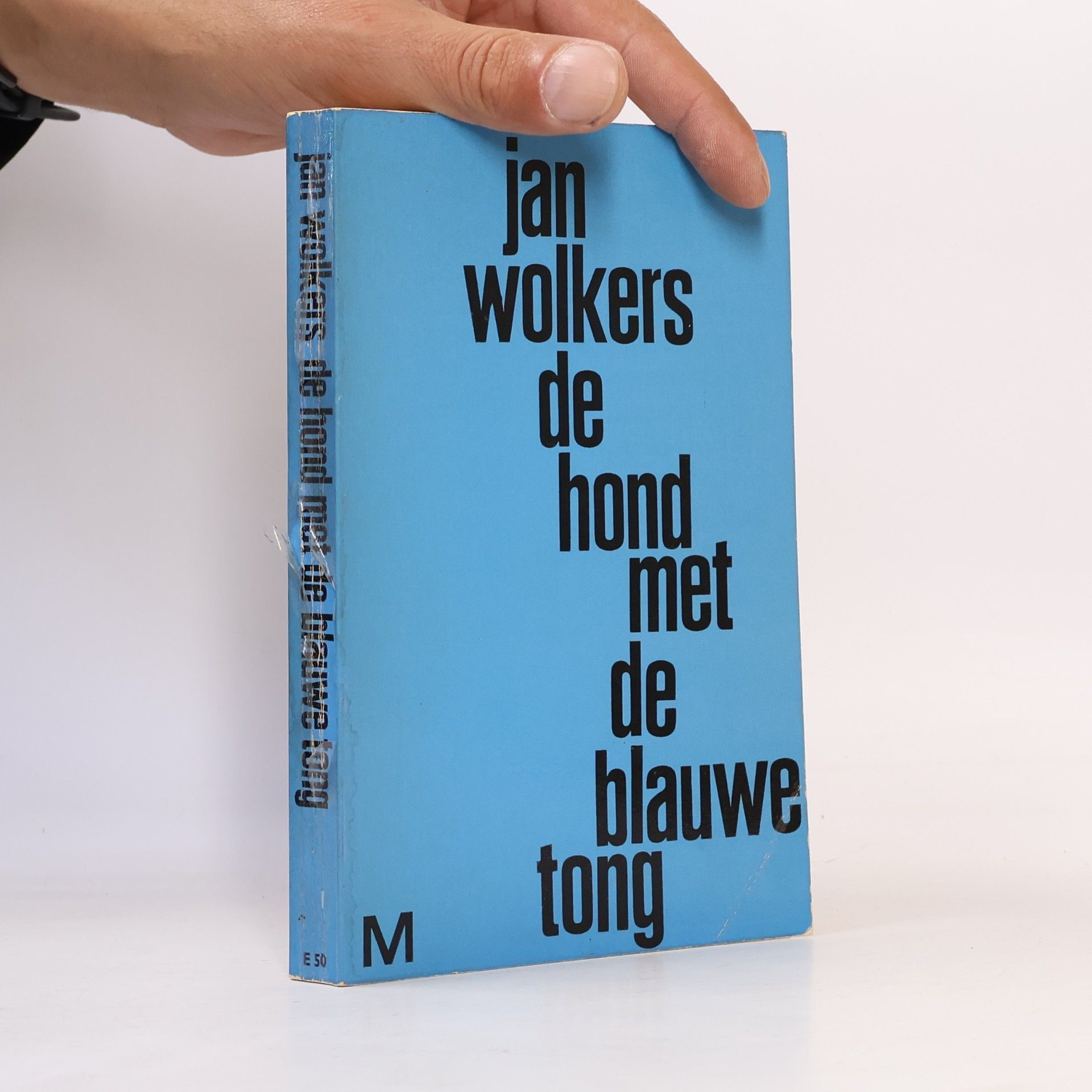 De hond met de blauwe tong
