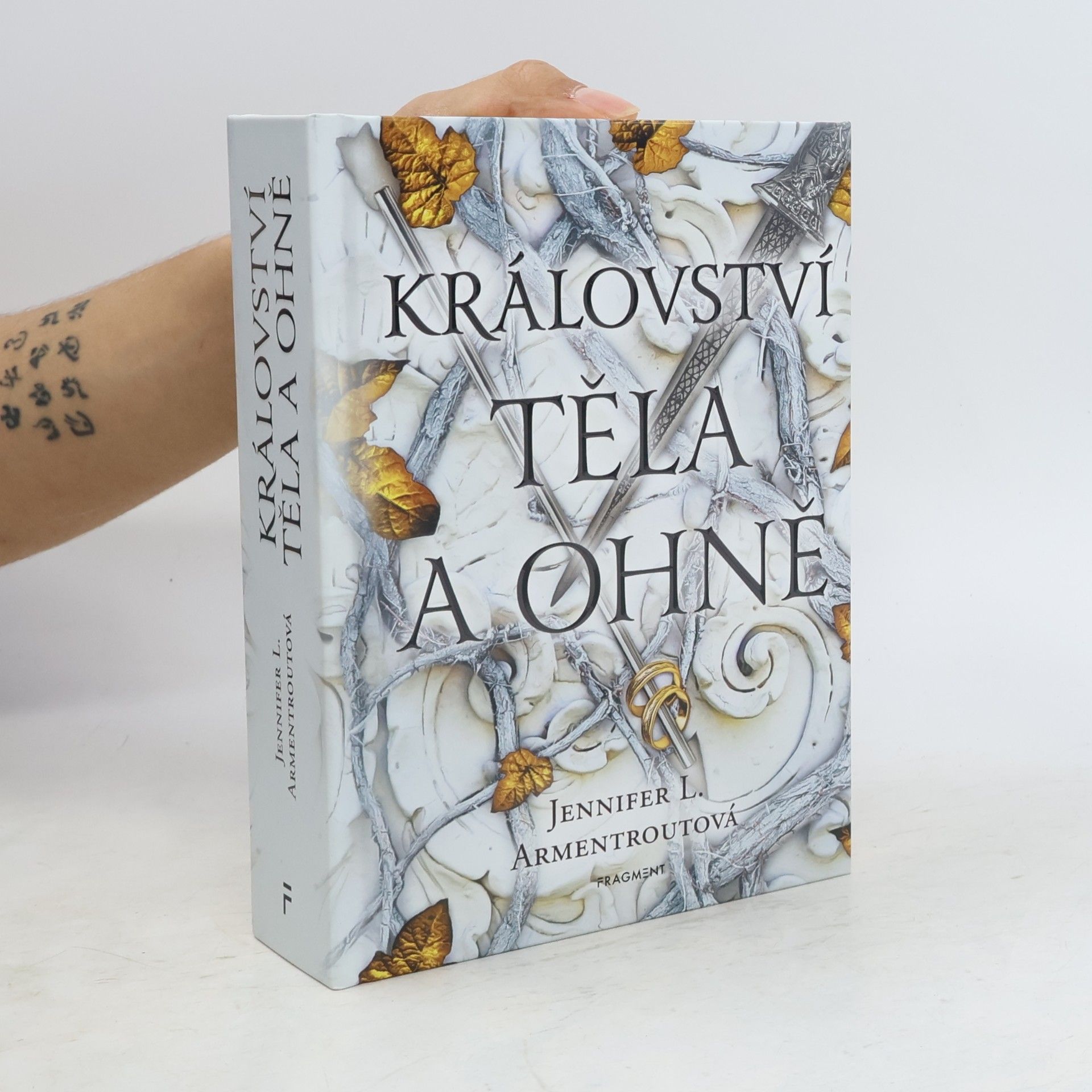 Jennifer L. Armentrout Království těla a ohně