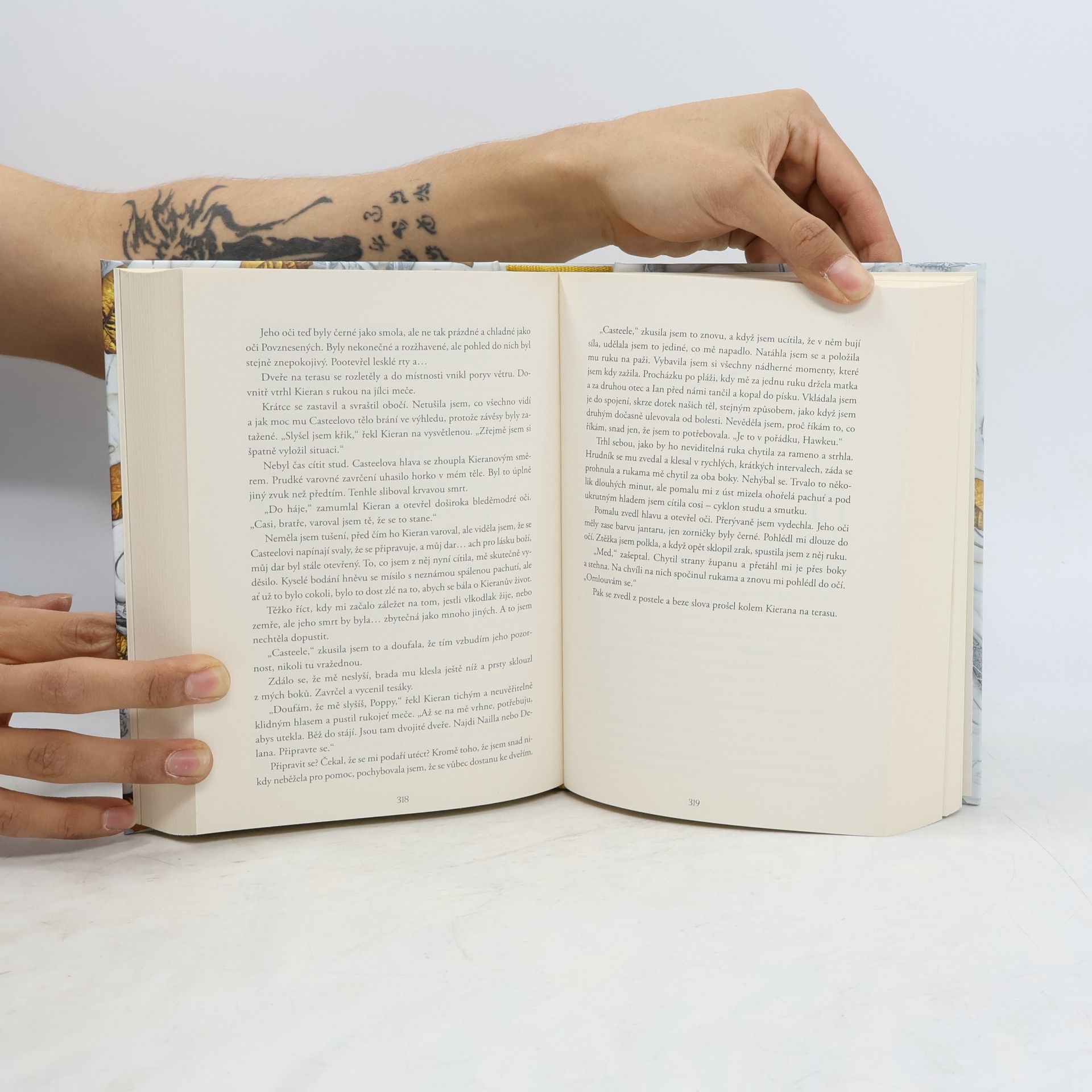 Jennifer L. Armentrout Království těla a ohně