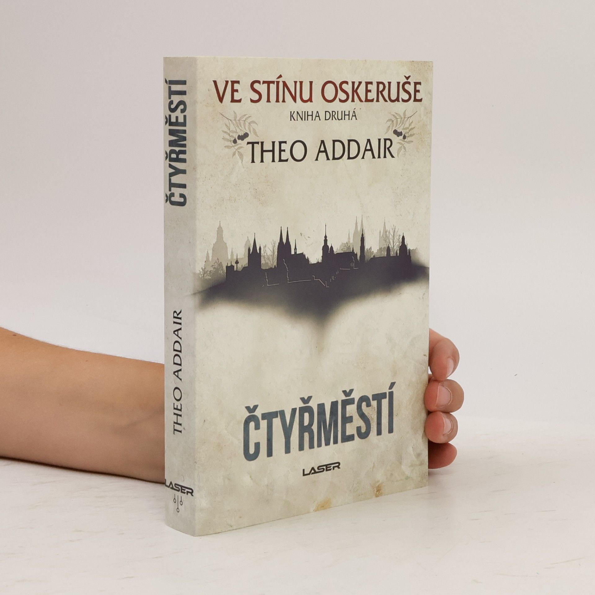 Theo Addair Ve stínu oskeruše (2). Čtyřměstí