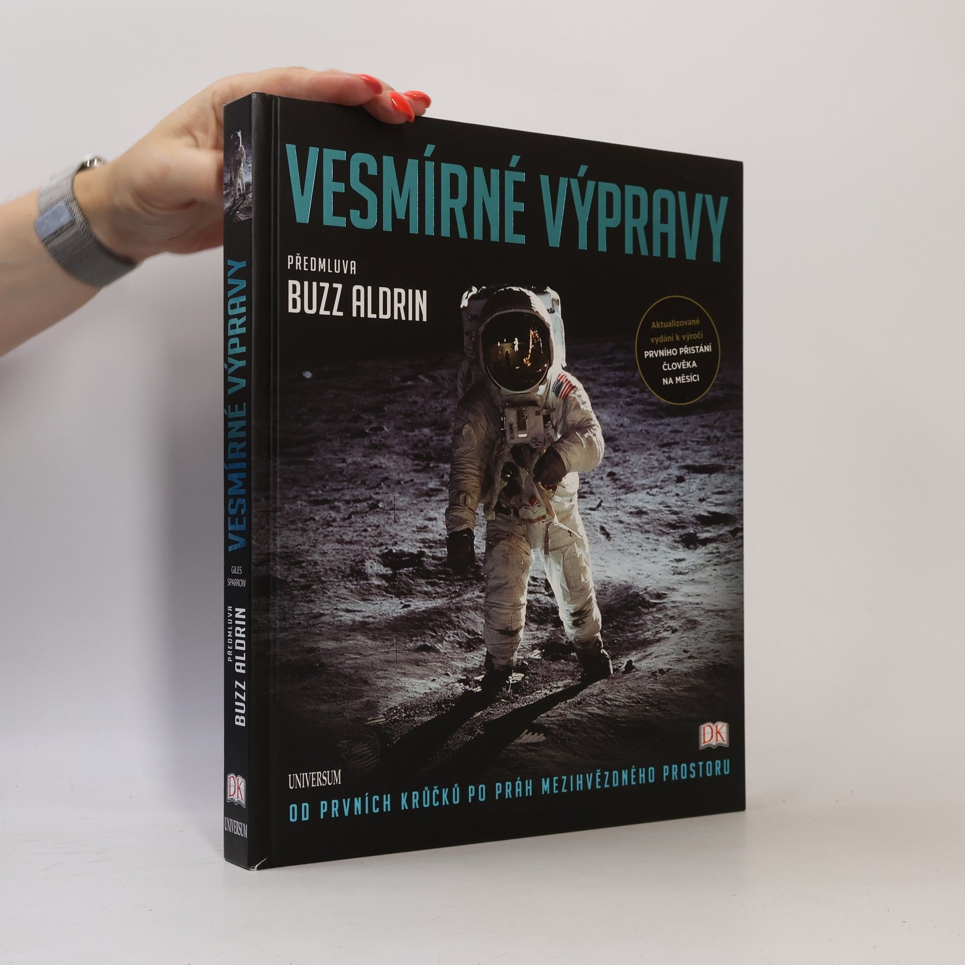 Giles Sparrow Vesmírné výpravy: od prvních krůčků po práh mezihvězdného prostoru