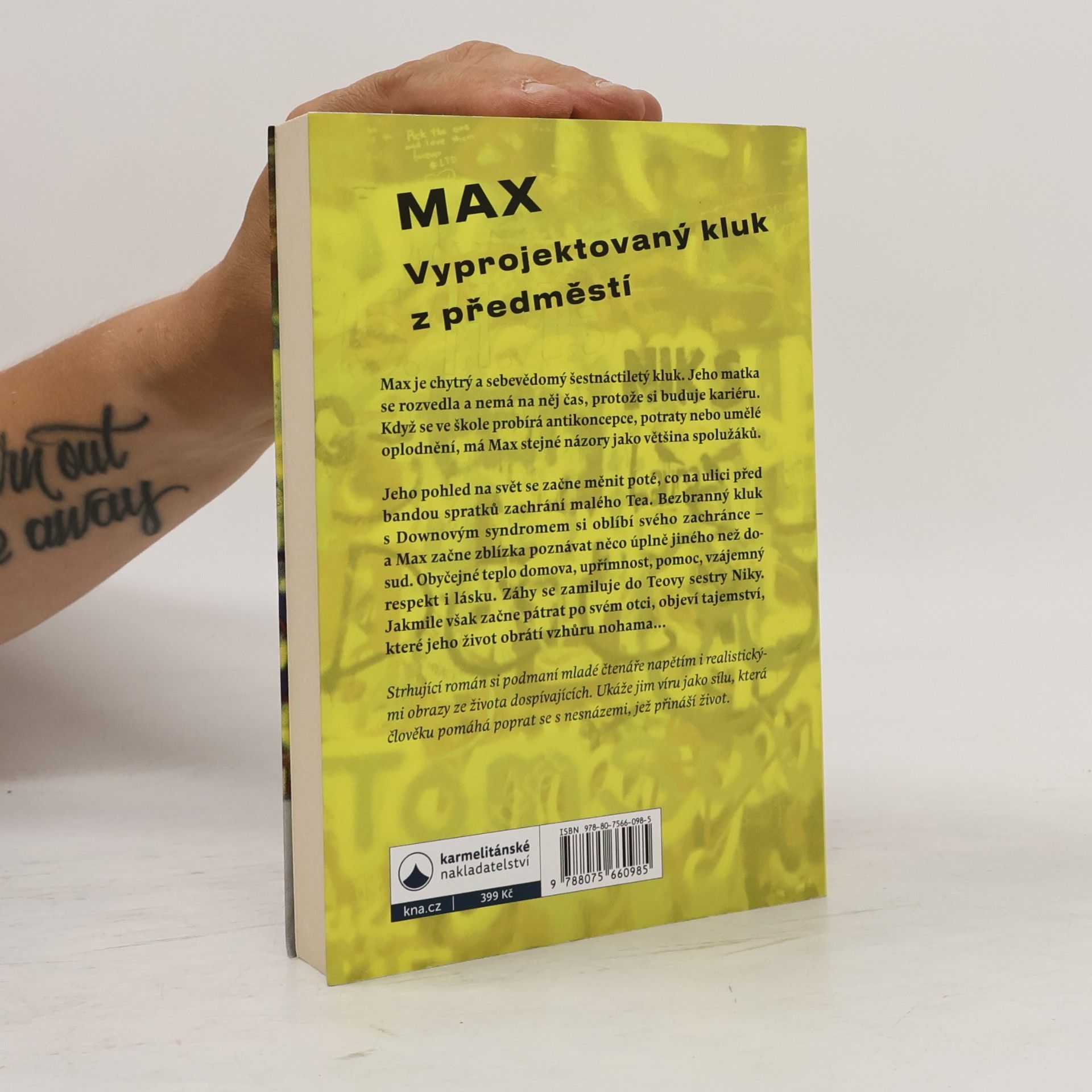 Veronika Grohsebner Max, vyprojektovaný kluk z předměstí