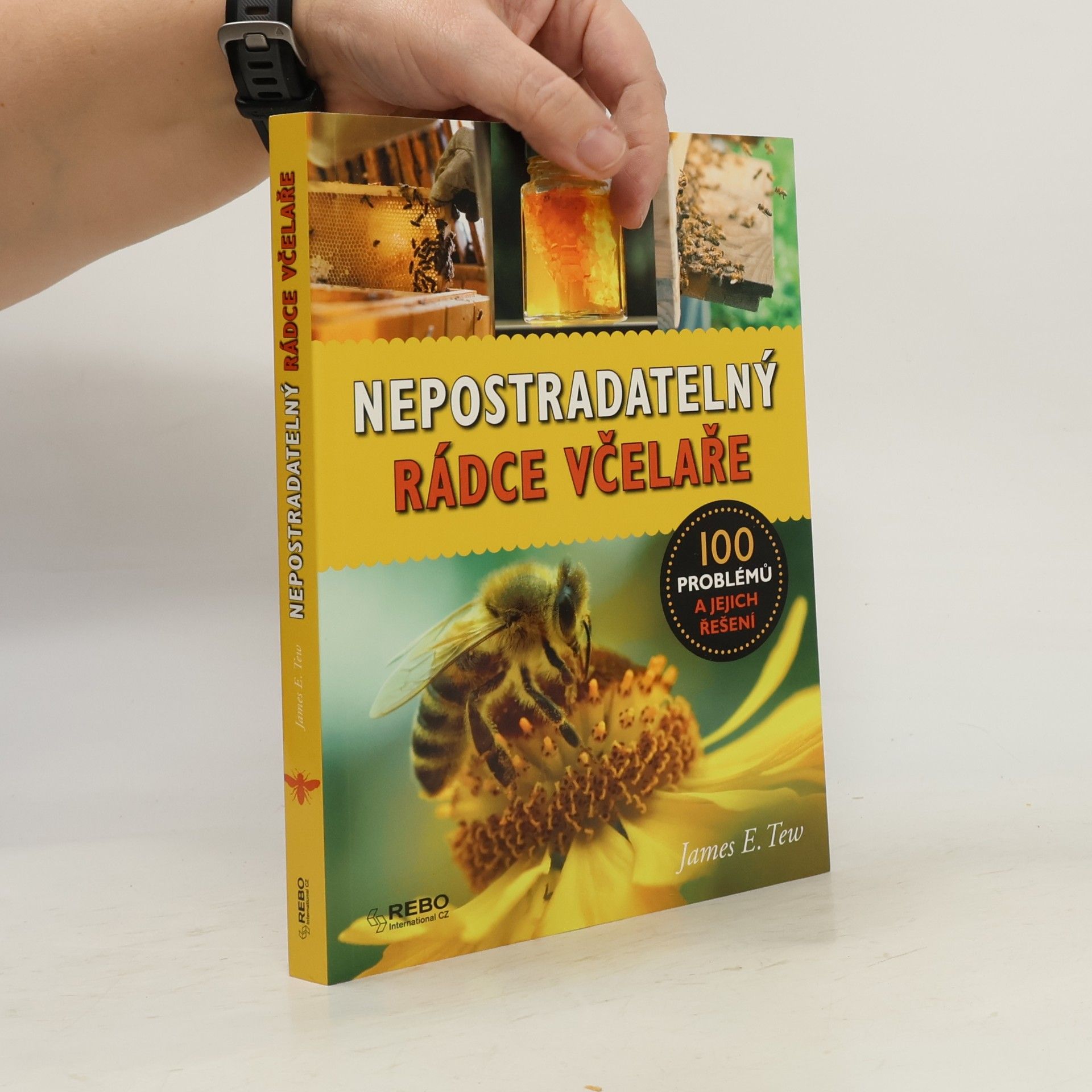 James E. Tew Nepostradatelný rádce včelaře