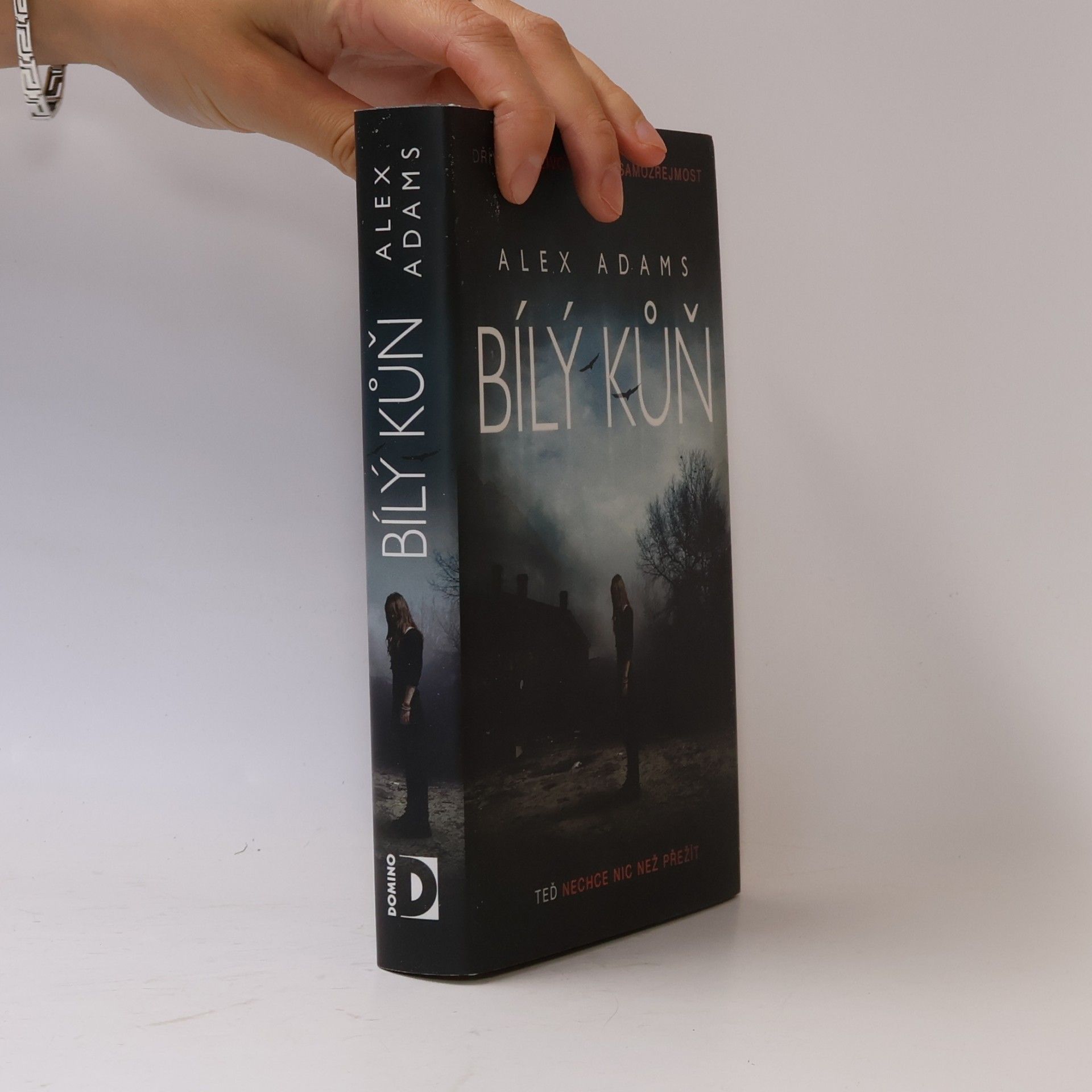 Alex Adams Bílý kůň