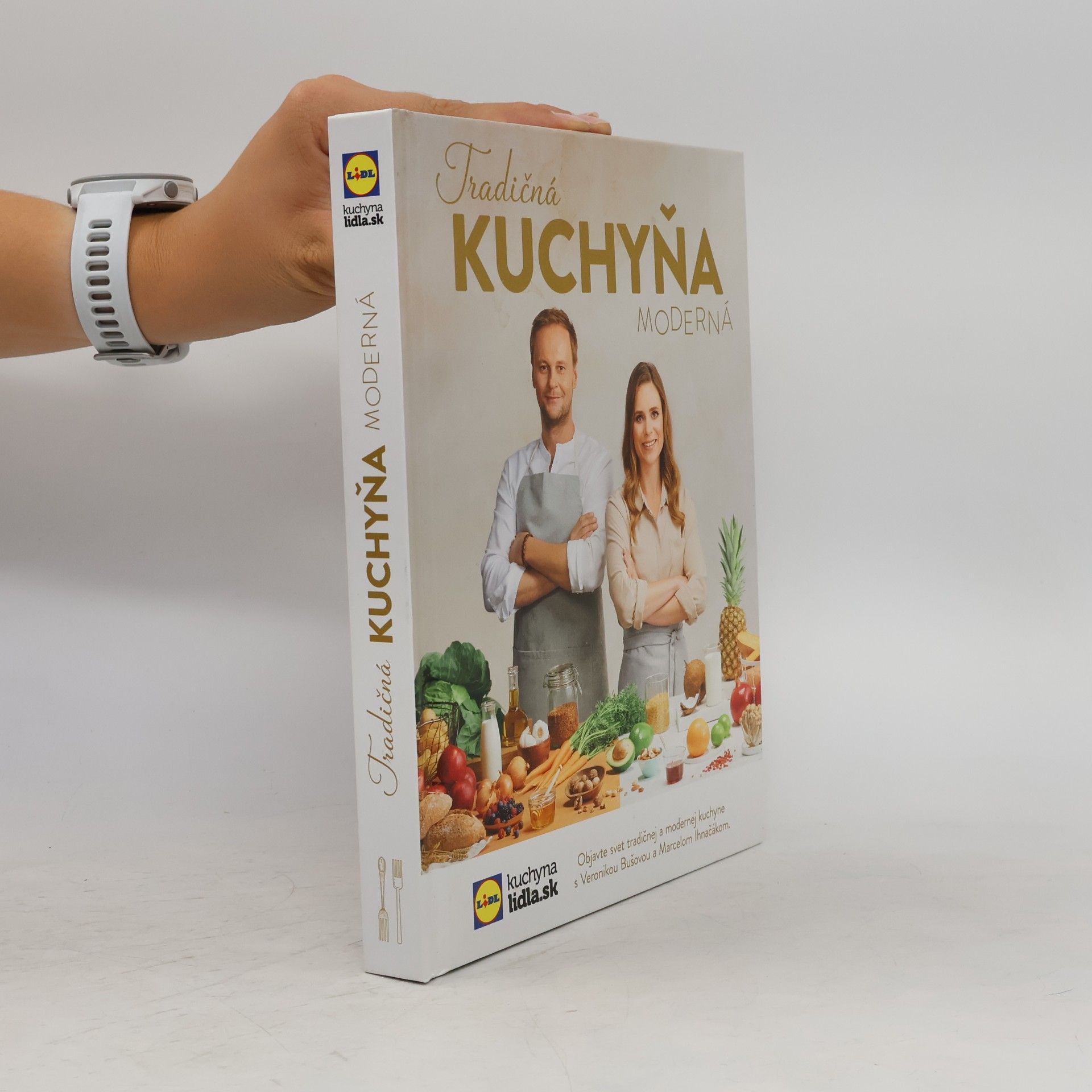 Veronika Bušová Tradičná kuchyňa moderná