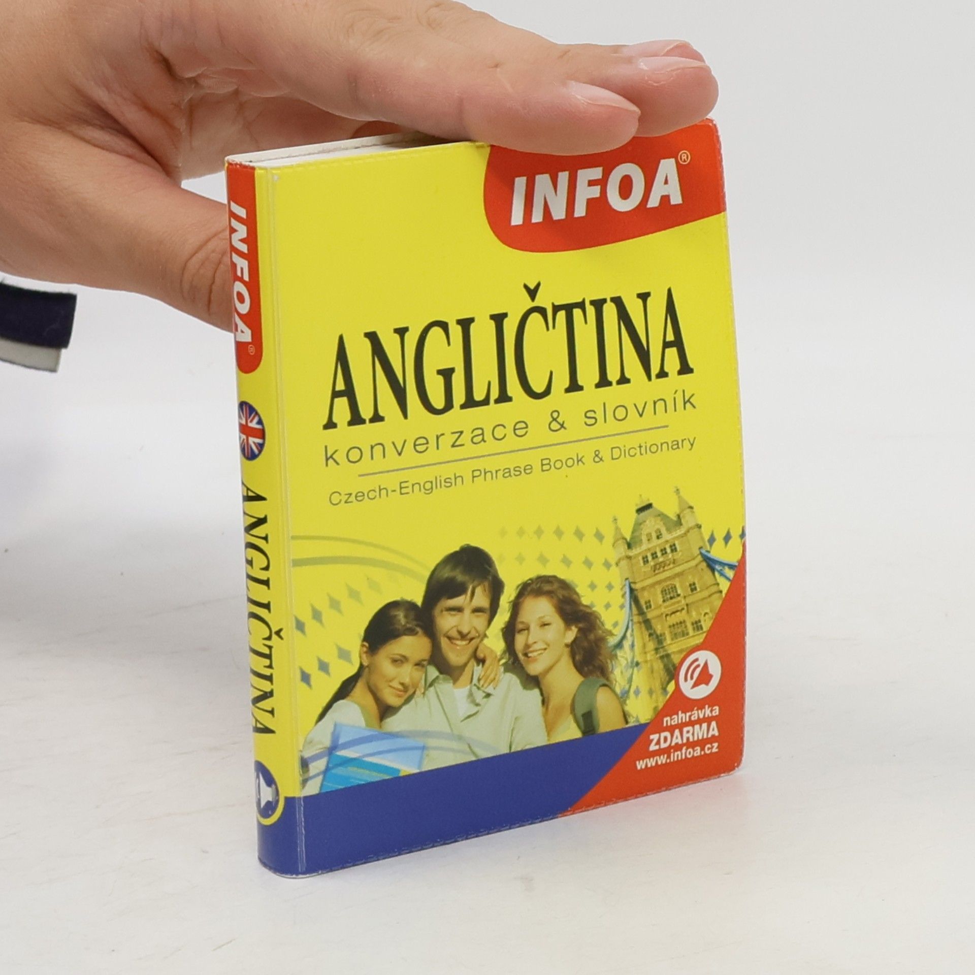 Martina Kutalová Angličtina. Konverzace & slovník. Czech-English Phrase Book & Dictionary