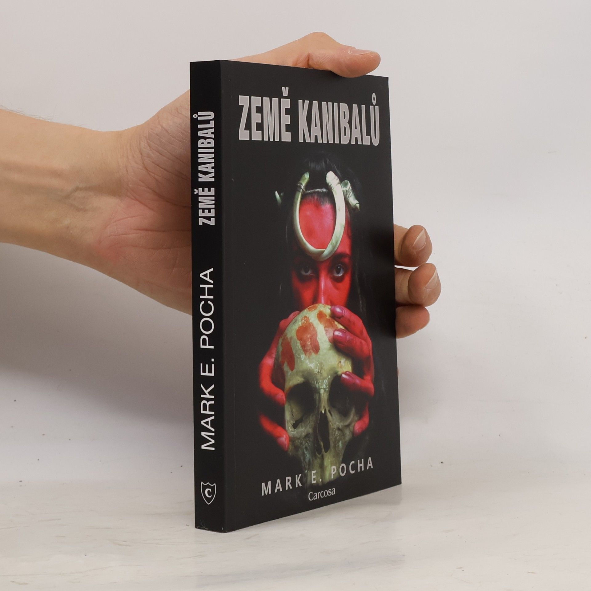 Mark E. Pocha Země kanibalů