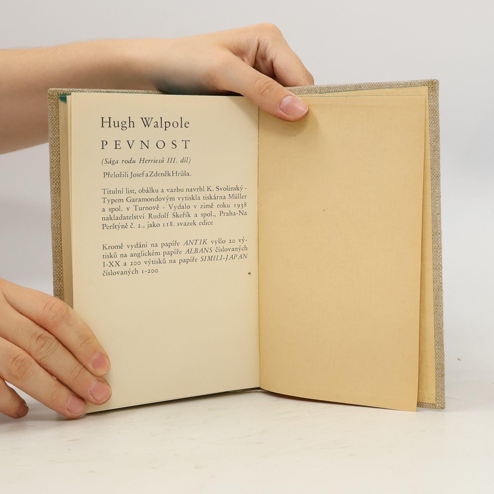 Hugh Walpole Sága rodu Herriesů. Díl III, Pevnost