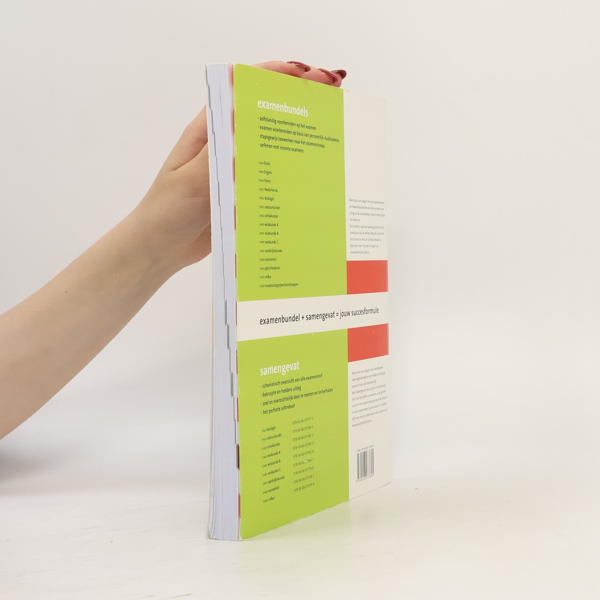 A. P. J. Thijssen Samengevat VWO natuurkunde: schematisch overzicht van de examenstof, tweede fase