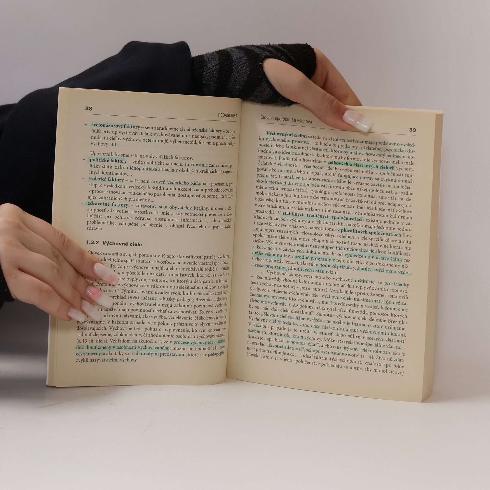 Slávka Hlásna Úvod do pedagogiky