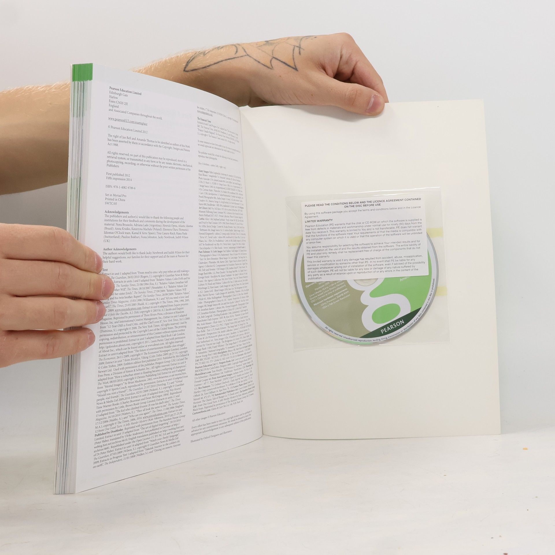 Jana Bellová Gold first : first certificate in English. Coursebook