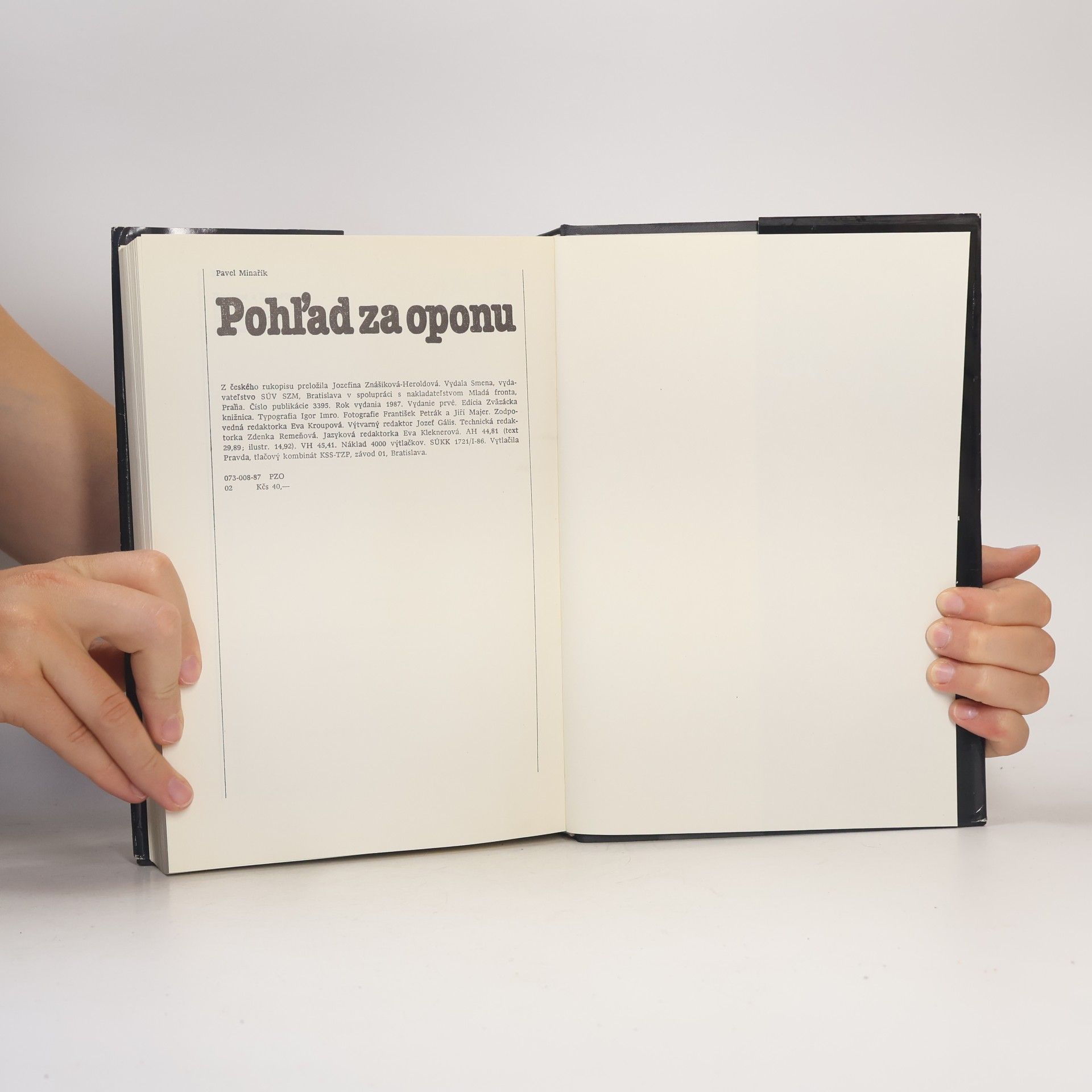 Pavel Minařík Pohľad za oponu
